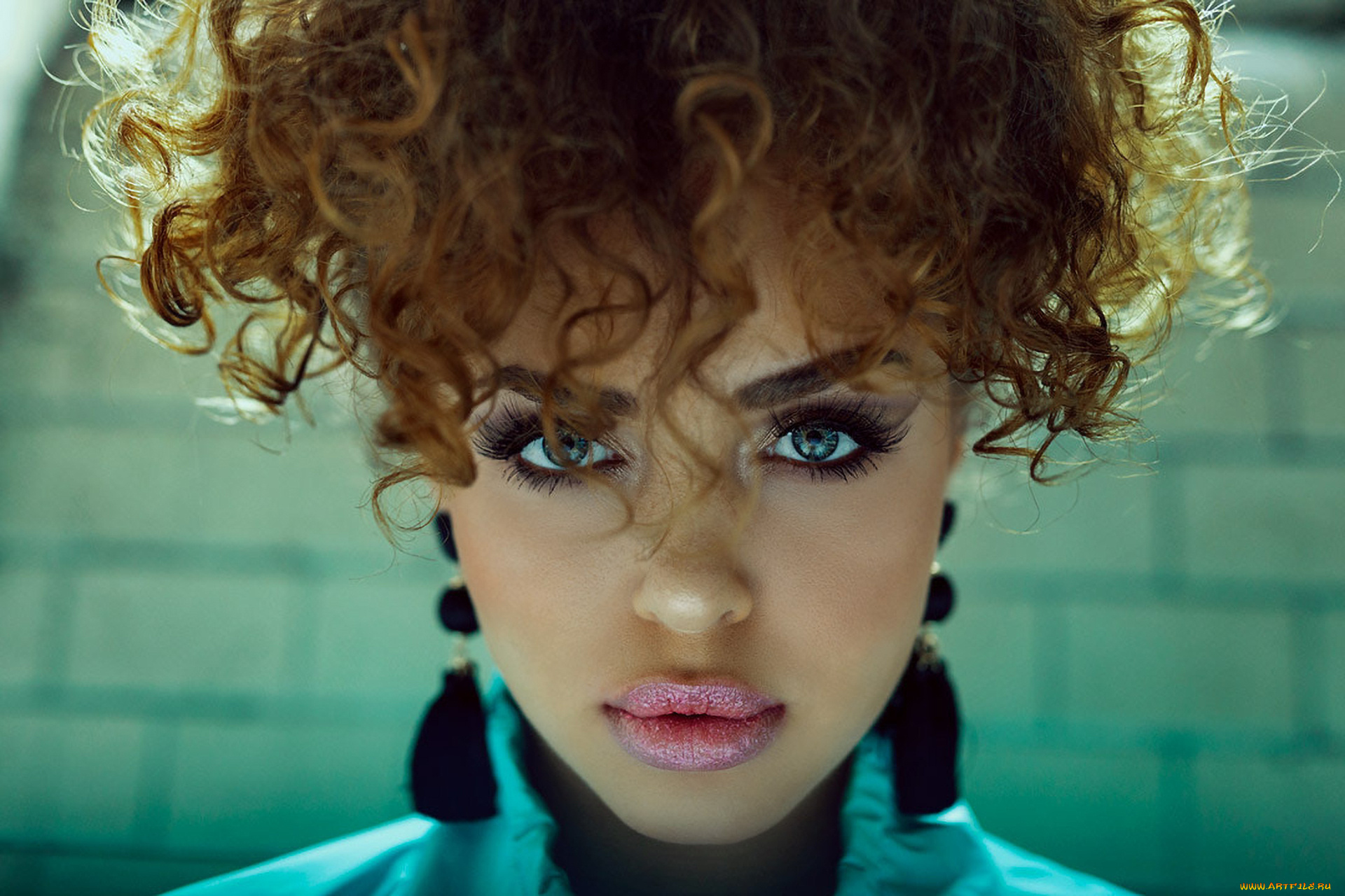 девушки, -, лица, , портреты, девушка, модель, рыжеволосая, портрет, лицо, красотка, поза, взгляд, макияж, красавица, сексуальная, причёска