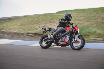 обоя спорт, мотоспорт, скорость, гонки