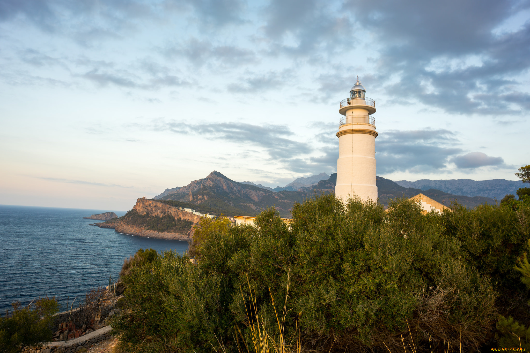 природа, маяки, простор