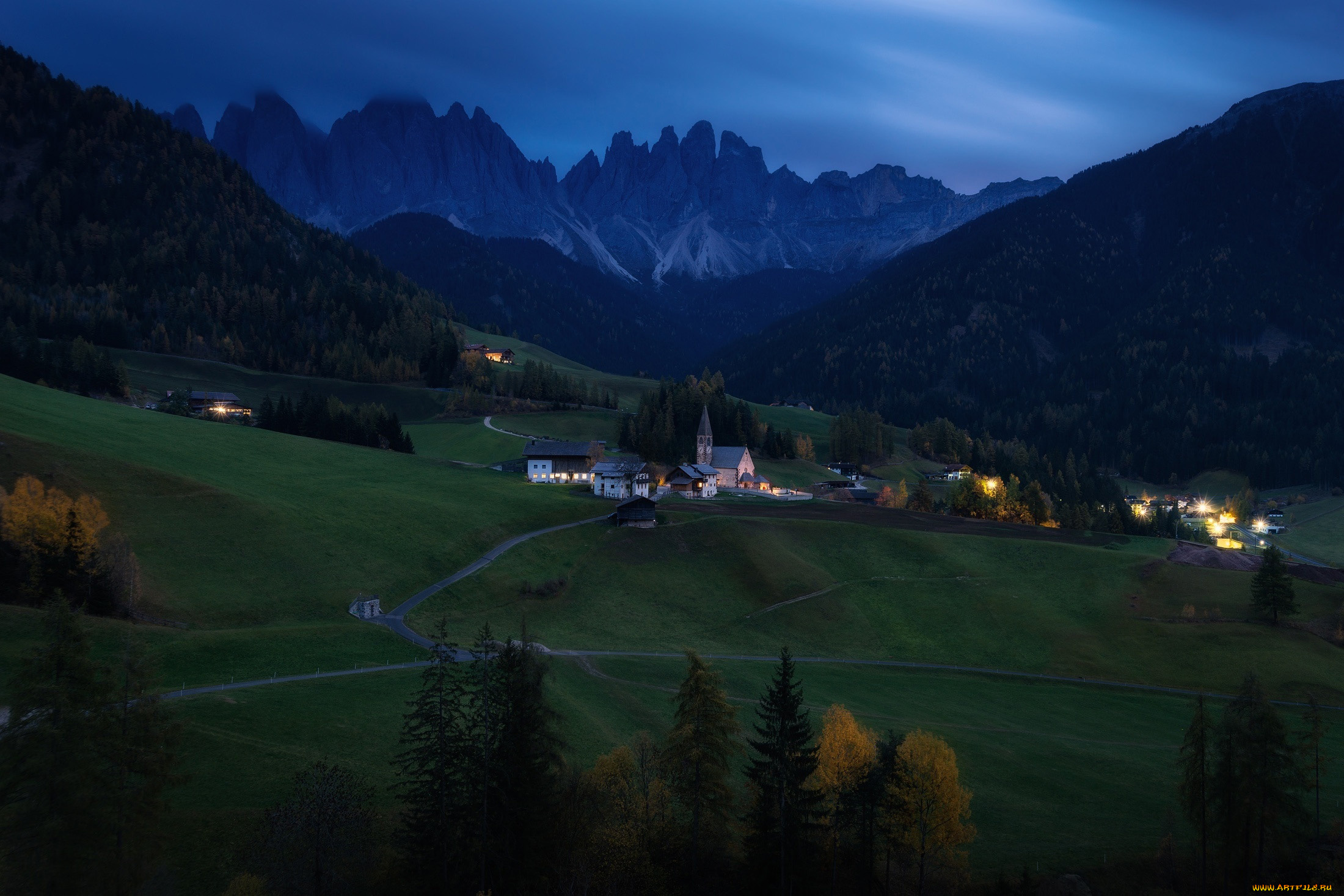 города, валь-де-фюнес, , санта-маддалена, , италия, горы, долина, ночь, огни