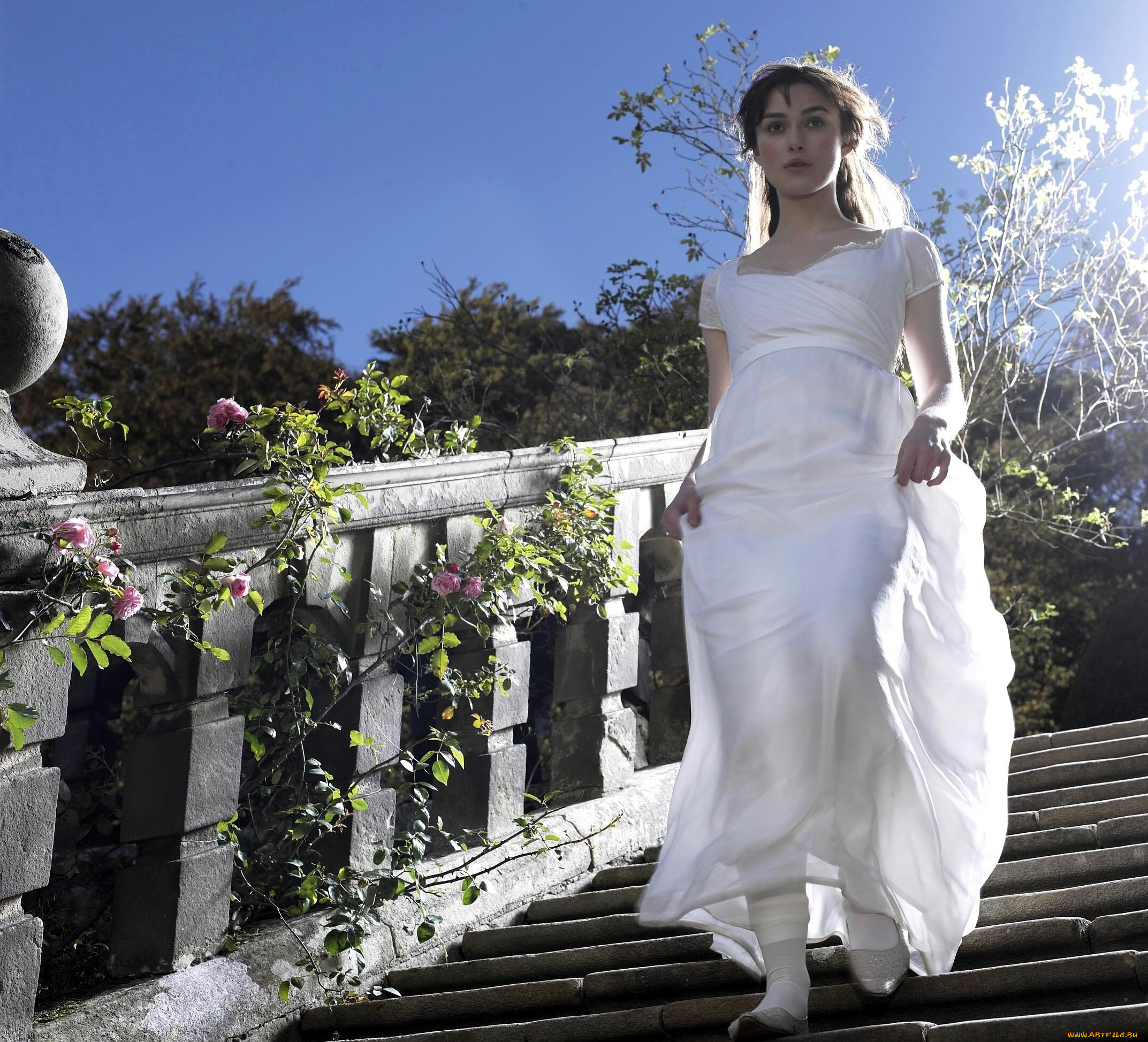 кино, фильмы, pride, &, prejudice, девушка, платье, лестница, ступени, цветы