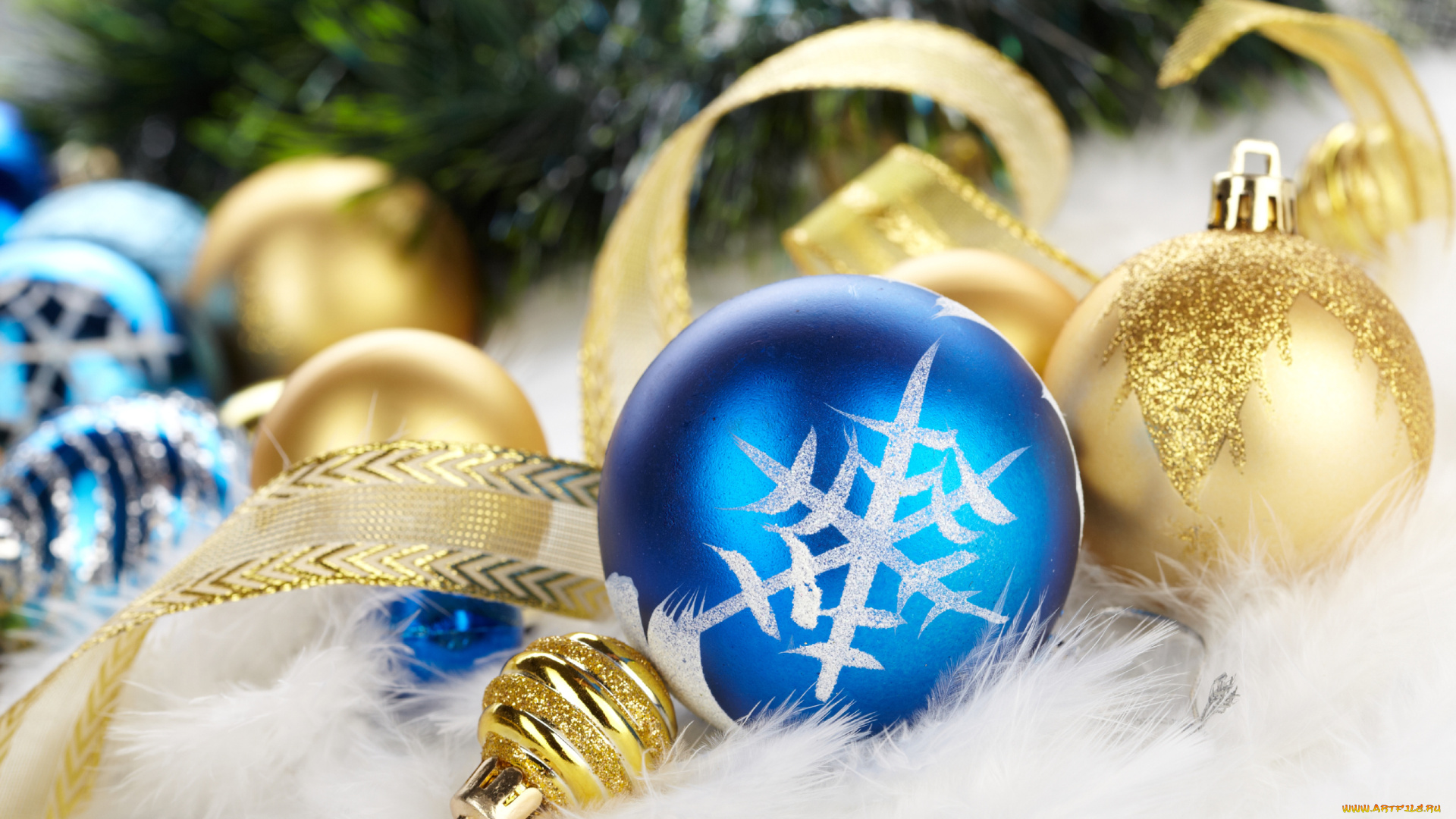 праздничные, шарики, ленточка, перья