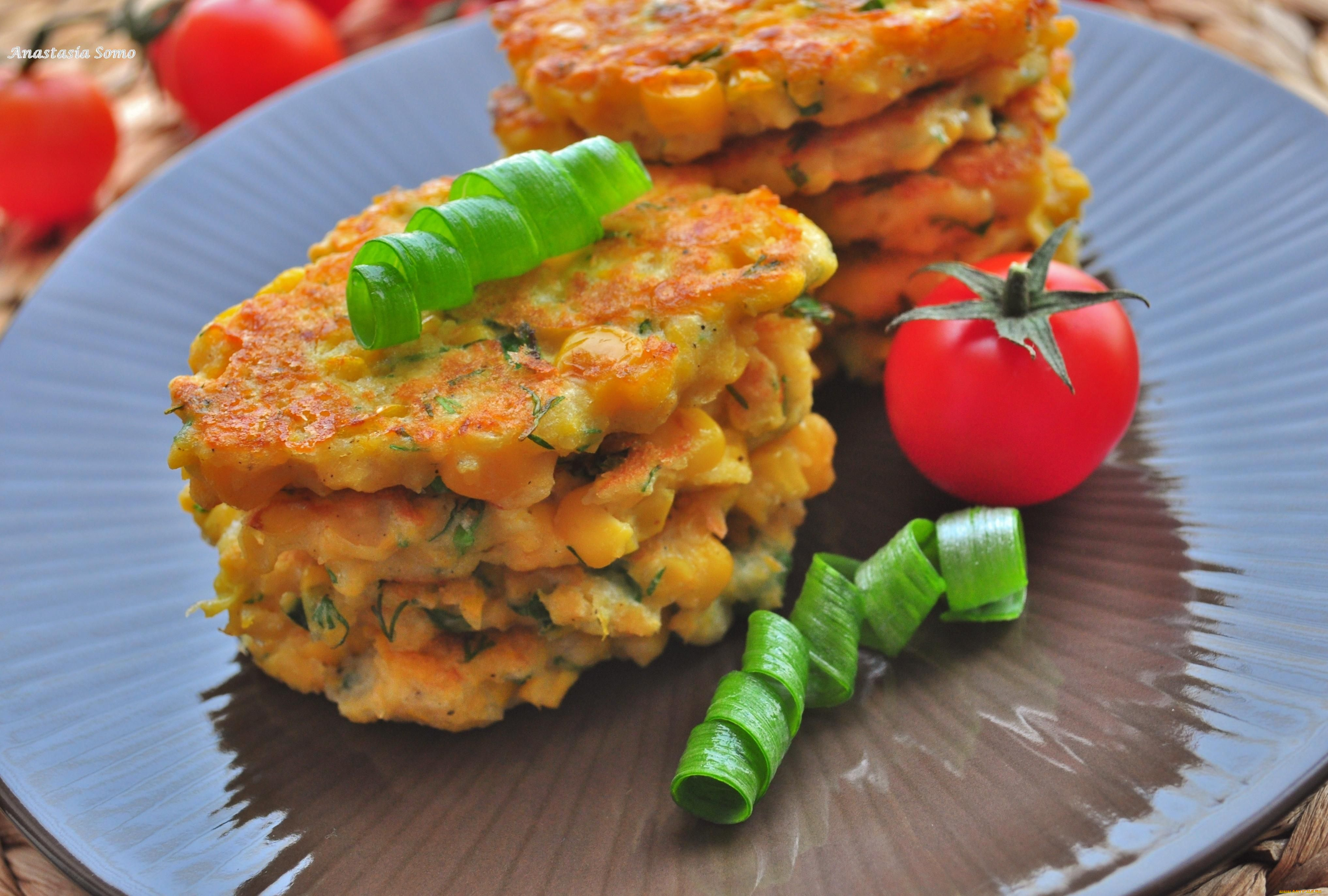 еда, блины, оладьи, помидоры, лук, зелень, томаты