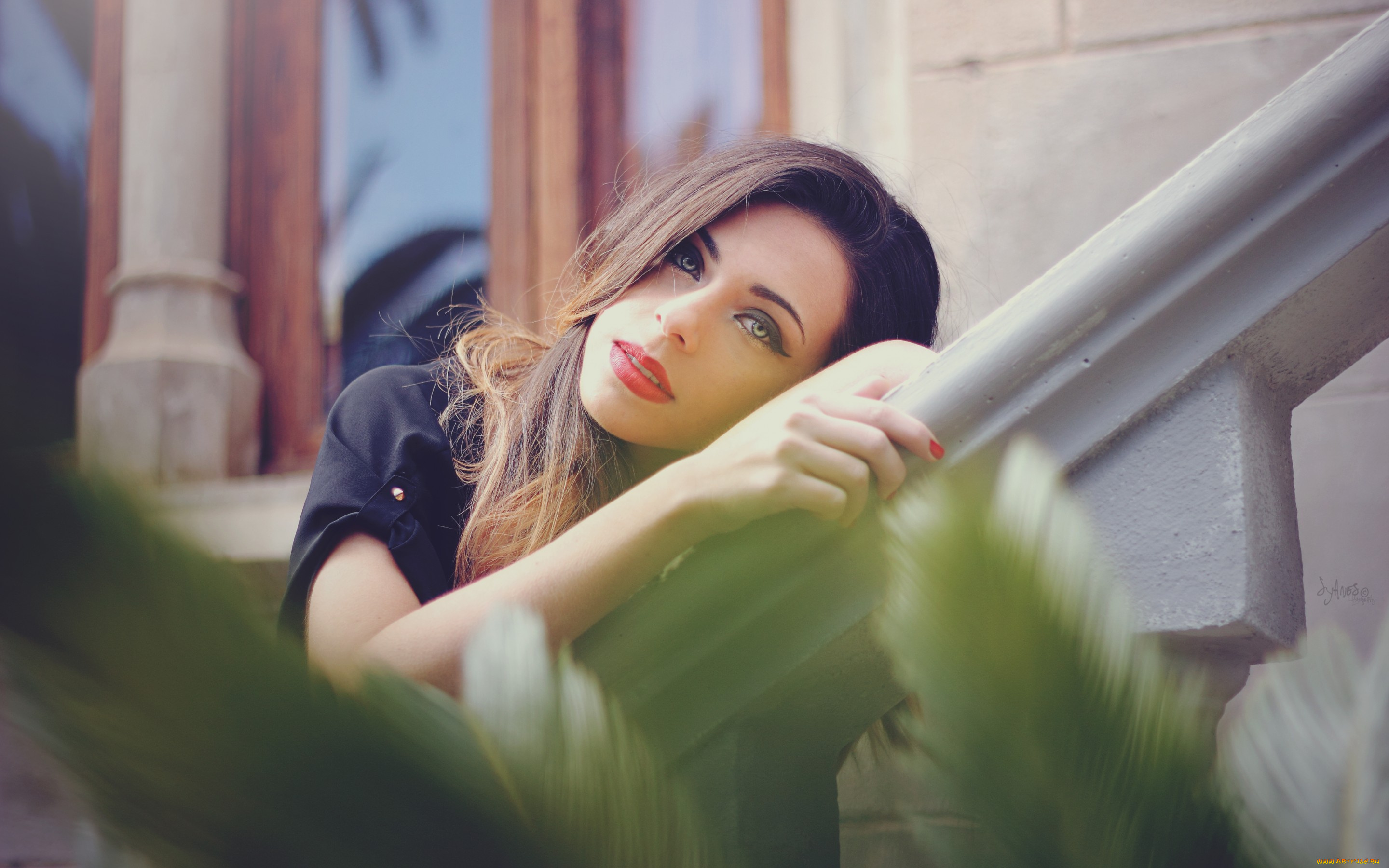 девушки, -unsort, , брюнетки, , шатенки, девушка, перилы, макияж, взгляд, лицо