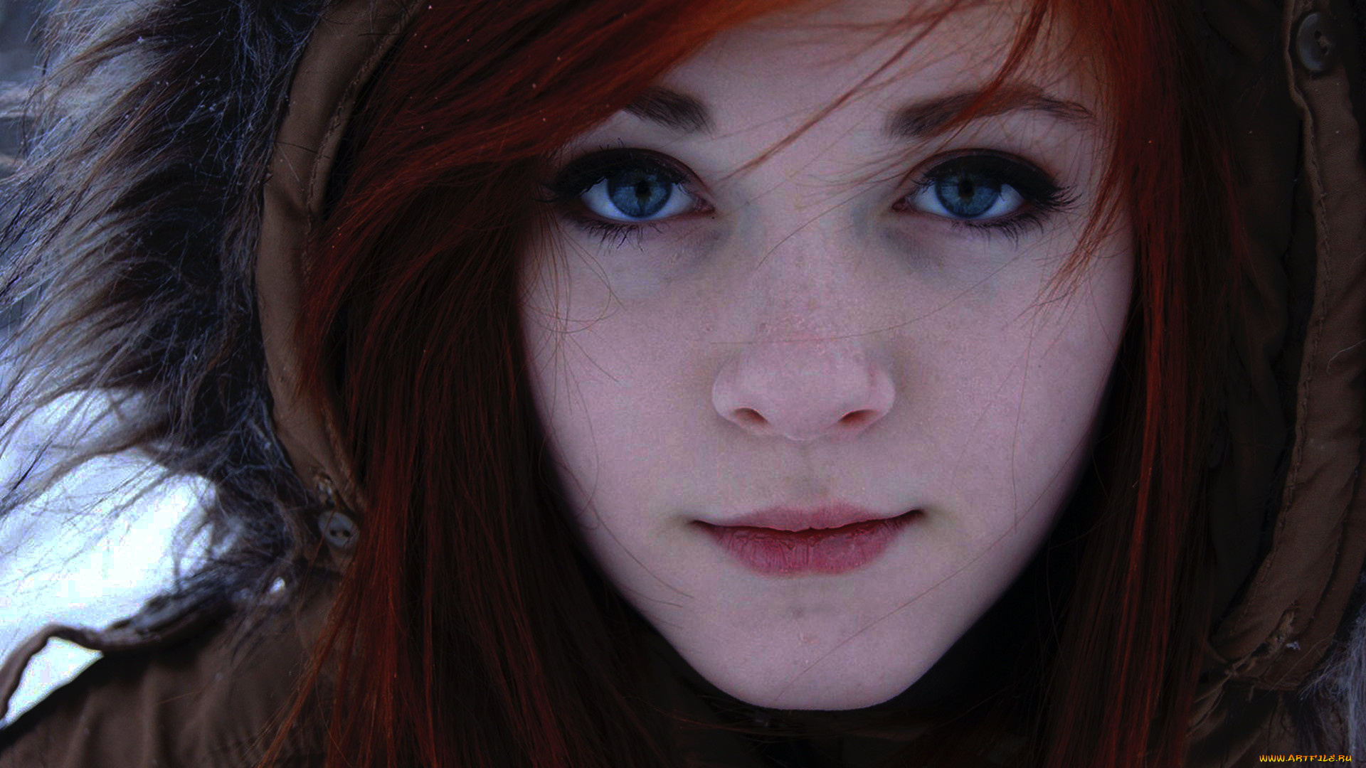 девушки, -unsort, , лица, , портреты, капюшон, рыжая, лицо, взгляд, улыбка