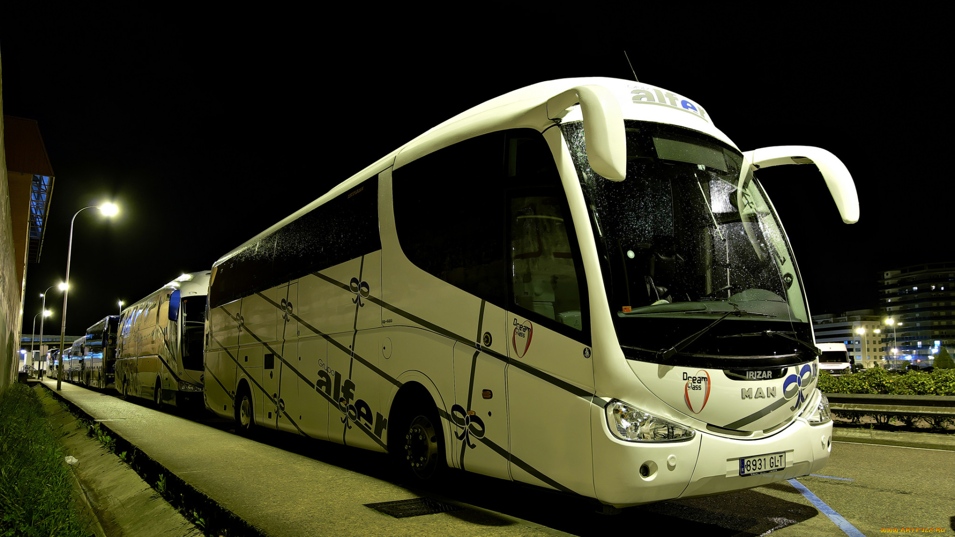 автомобили, автобусы, автобус