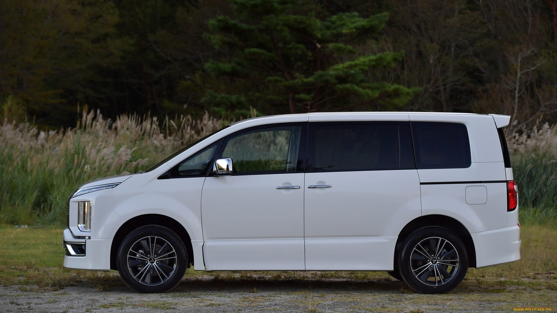 автомобили, mitsubishi