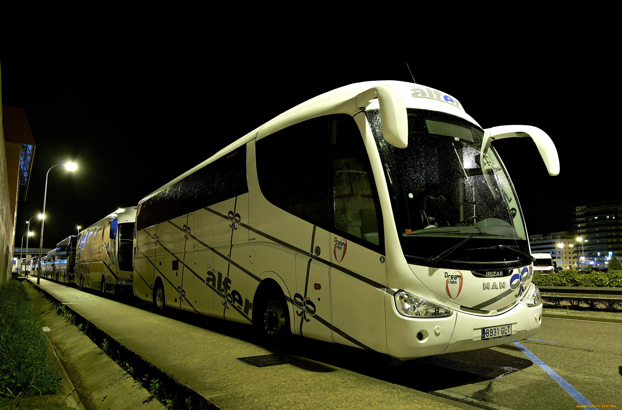 автомобили, автобусы, автобус