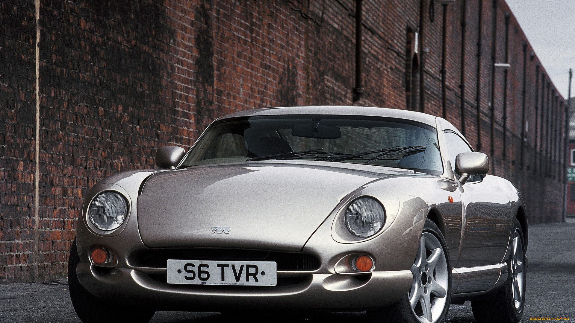 автомобили, tvr