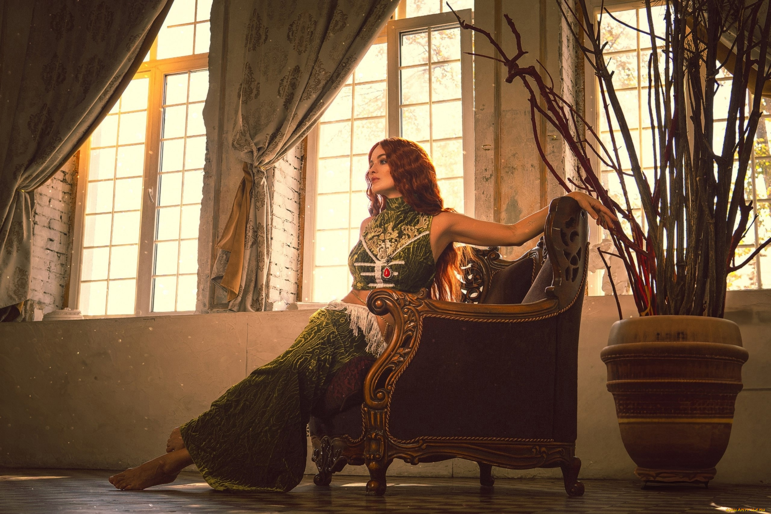 katssby, девушки, софия, летяго, , sophie, katssby, девушка, женщина, рыжая, светлая, тёмная, сексуальная, модель, звезда, позирует, разная, обувь, верхняя, стильная, одежда, нижнее, эротическое, бельё, трусы, лифчик, колготки, чулки, аксессуары, макияж, и, множество, элементов, на, фотографии