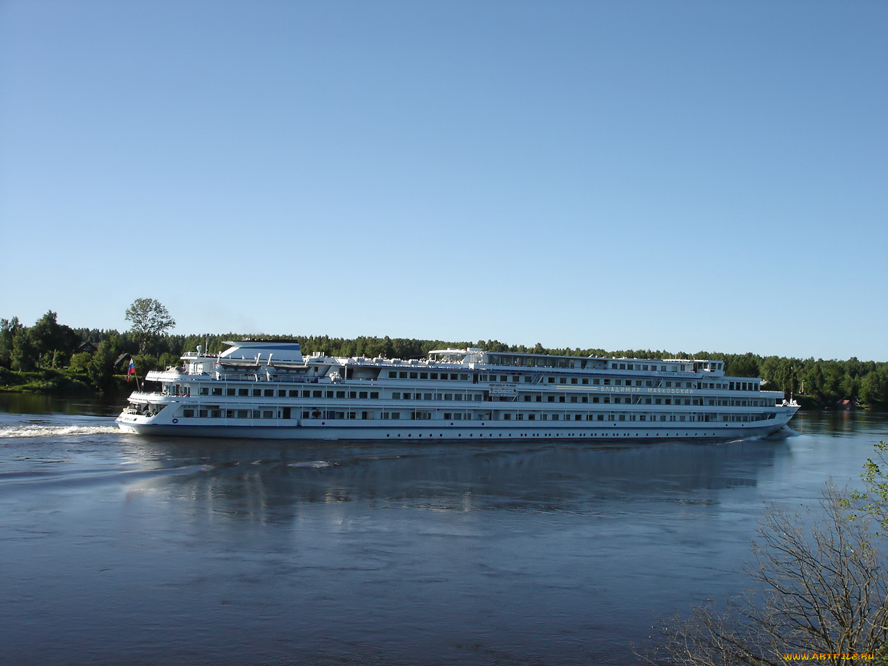 корабли, теплоходы