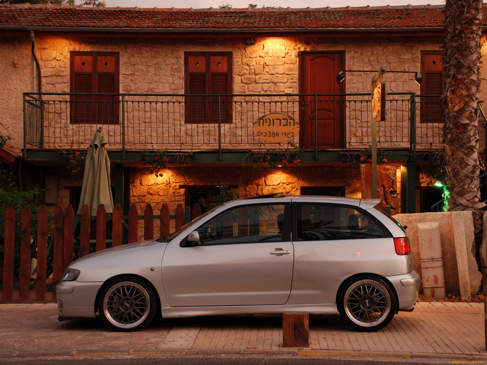 автомобили, seat