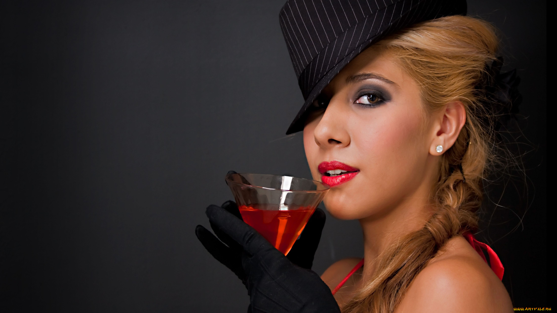 -Unsort, Лица, Портреты, автор, lane, девушки, unsort, лица, портреты, перчатки, бокал, шляпа