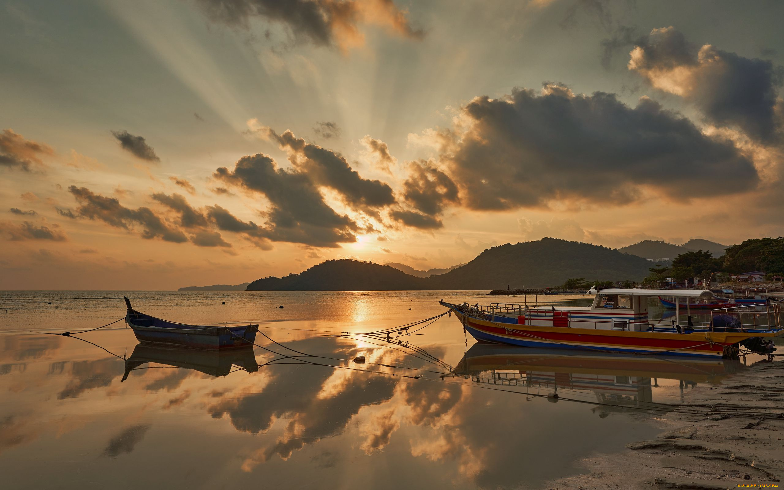 корабли, разные, вместе, горы, море, закат