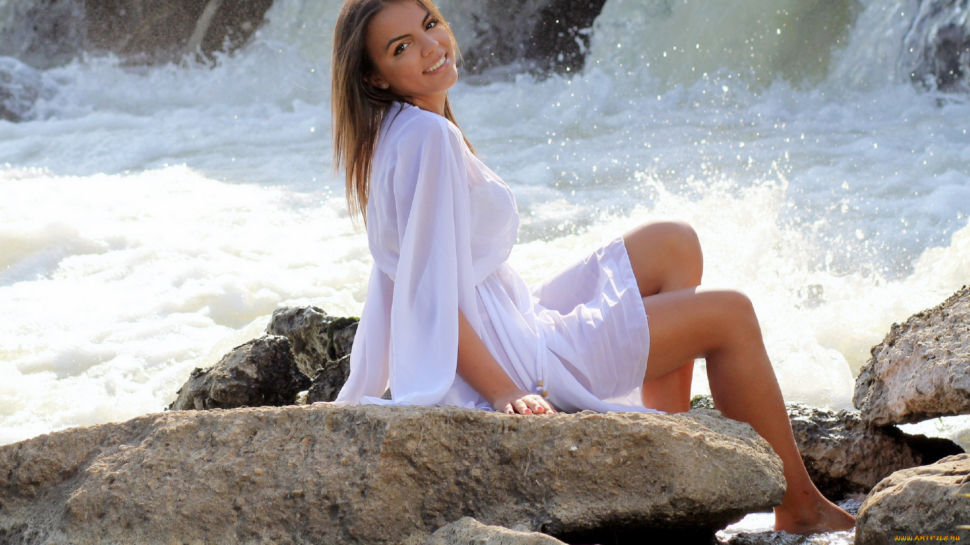 девушки, -, брюнетки, , шатенки, камни, шатенка, улыбка, водопад