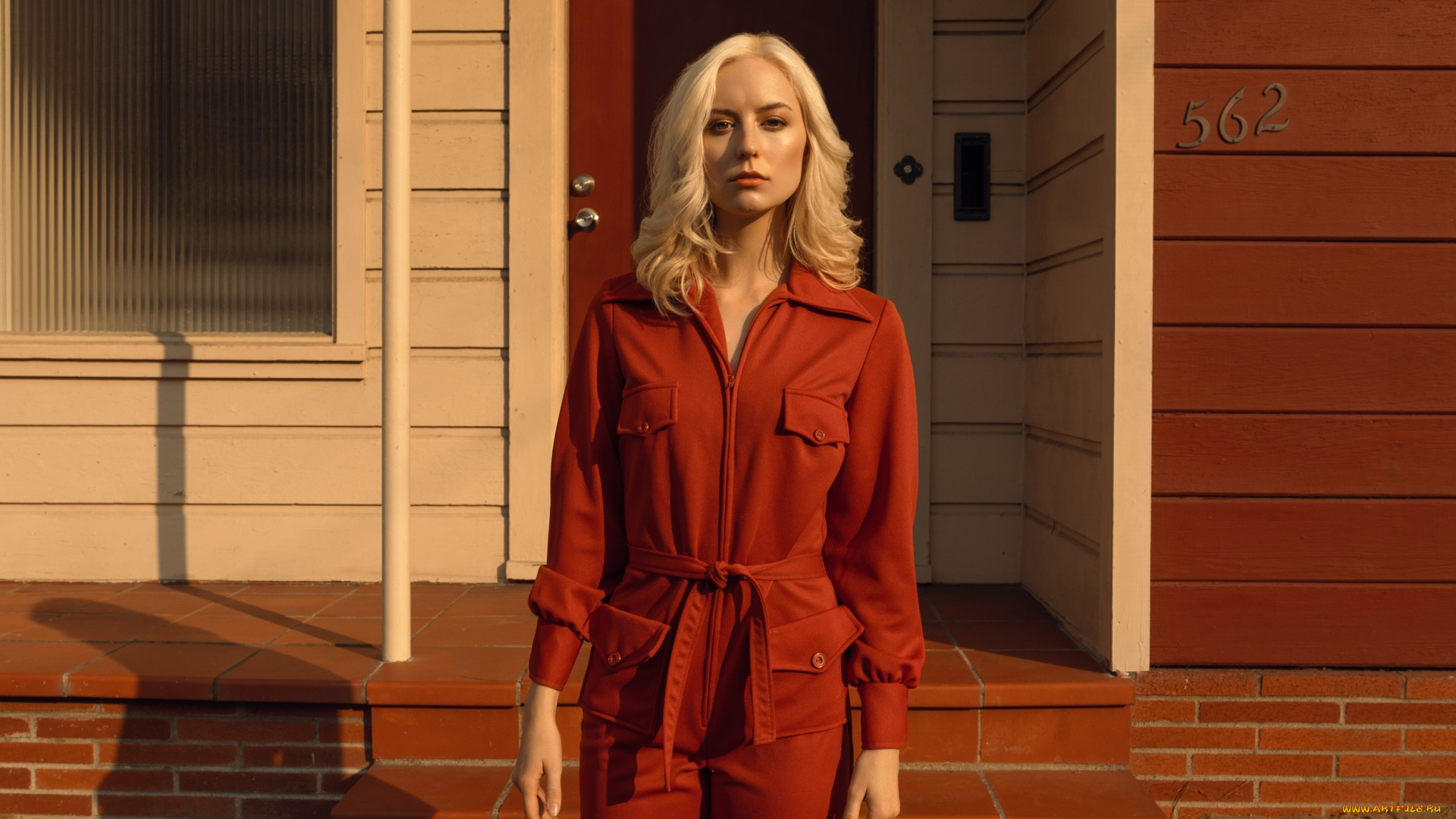 девушка, -, girl, девушки, -, блондинки, , светловолосые, девушка, женщина, блондинка, светловолосая, сексуальная, модель, звезда, позирует, разная, обувь, верхняя, стильная, одежда, нижнее, эротическое, бельё, трусы, лифчик, колготки, чулки, аксессуары, макияж, и, множество, элементов, на, фотографии