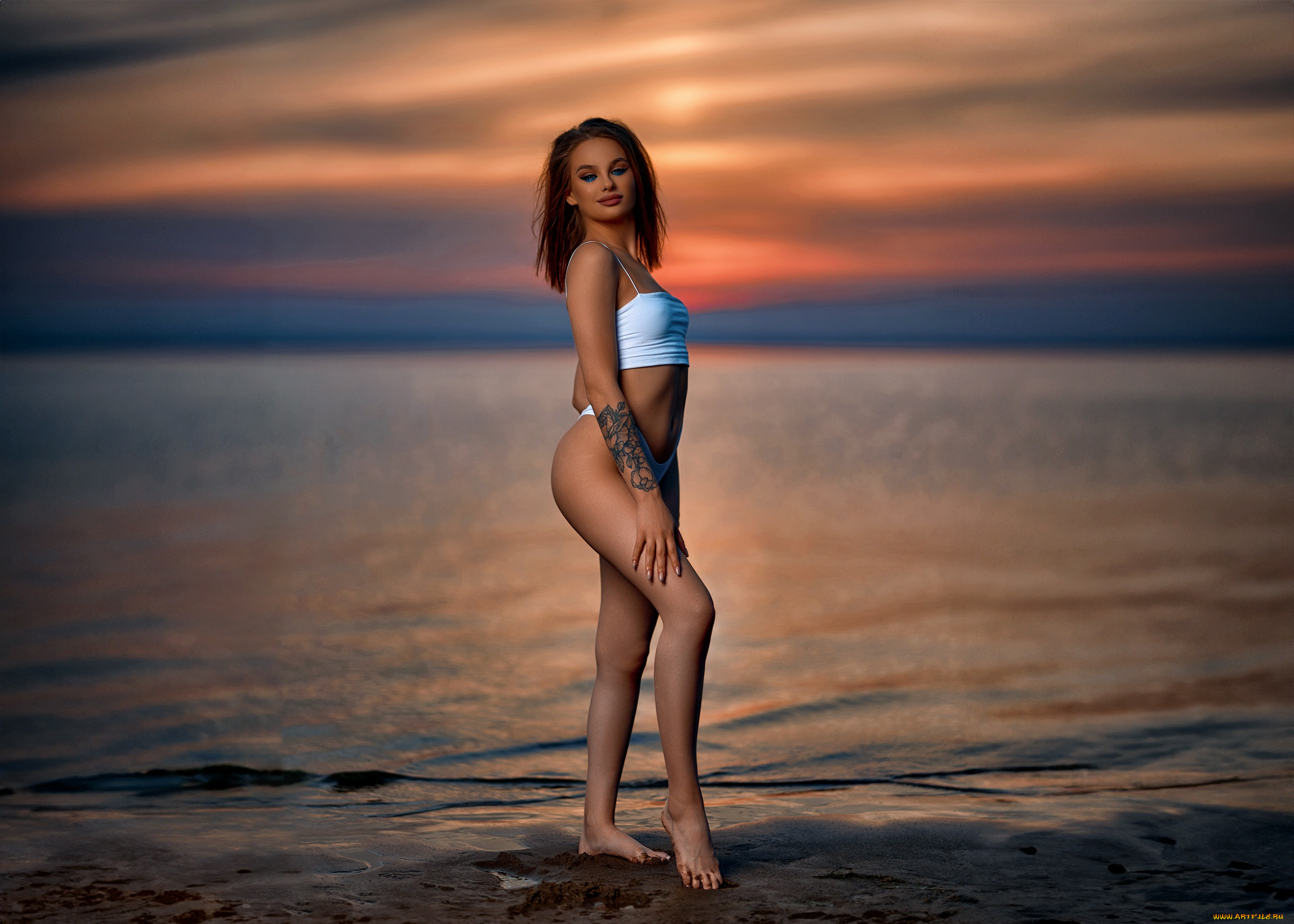 девушка, -, girl, девушки, -, брюнетки, , шатенки, девушка, женщина, брюнетка, темноволосая, сексуальная, модель, звезда, позирует, разная, обувь, верхняя, стильная, одежда, нижнее, эротическое, бельё, трусы, лифчик, колготки, чулки, аксессуары, макияж, и, множество, элементов, на, фотографии