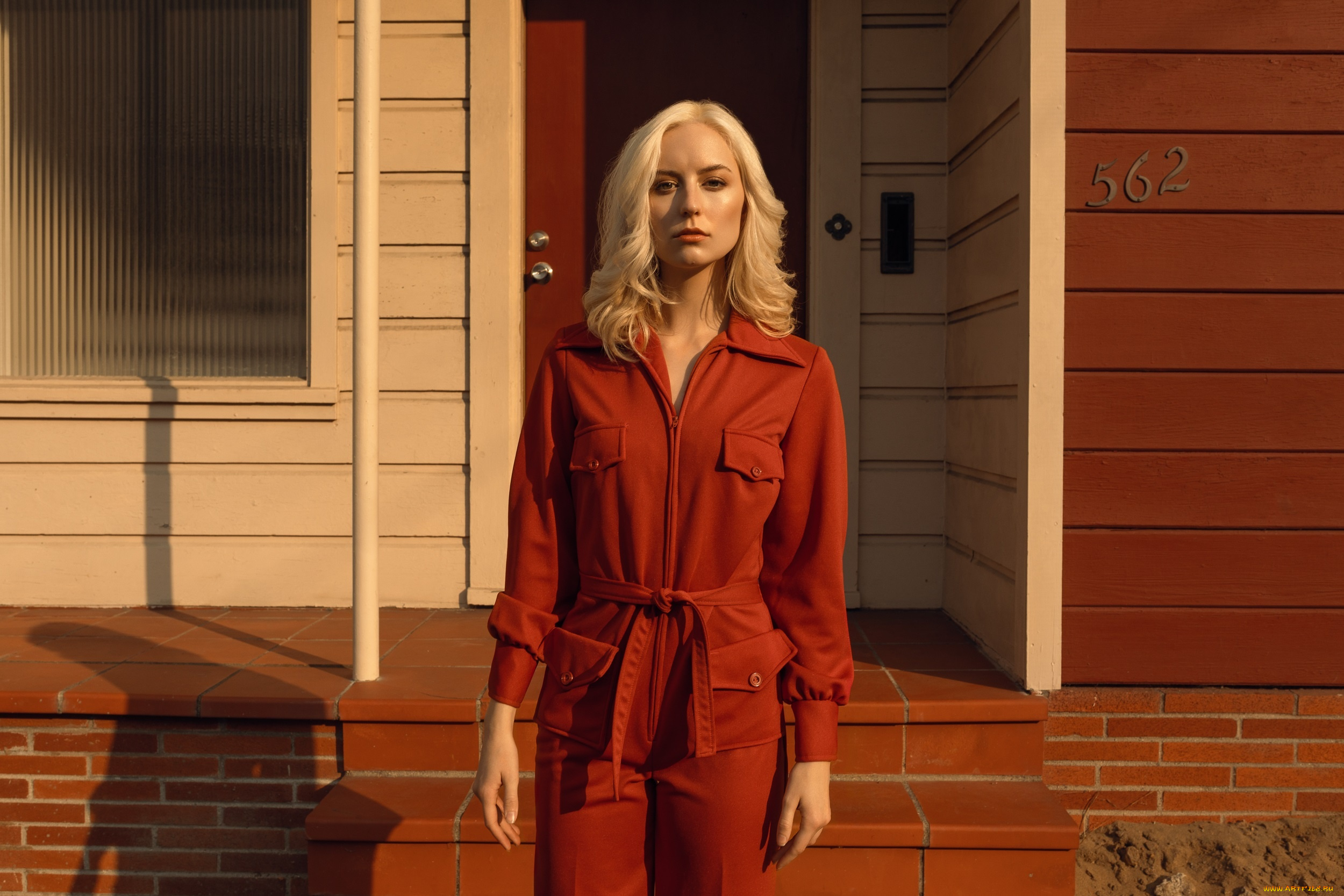 девушка, -, girl, девушки, -, блондинки, , светловолосые, девушка, женщина, блондинка, светловолосая, сексуальная, модель, звезда, позирует, разная, обувь, верхняя, стильная, одежда, нижнее, эротическое, бельё, трусы, лифчик, колготки, чулки, аксессуары, макияж, и, множество, элементов, на, фотографии