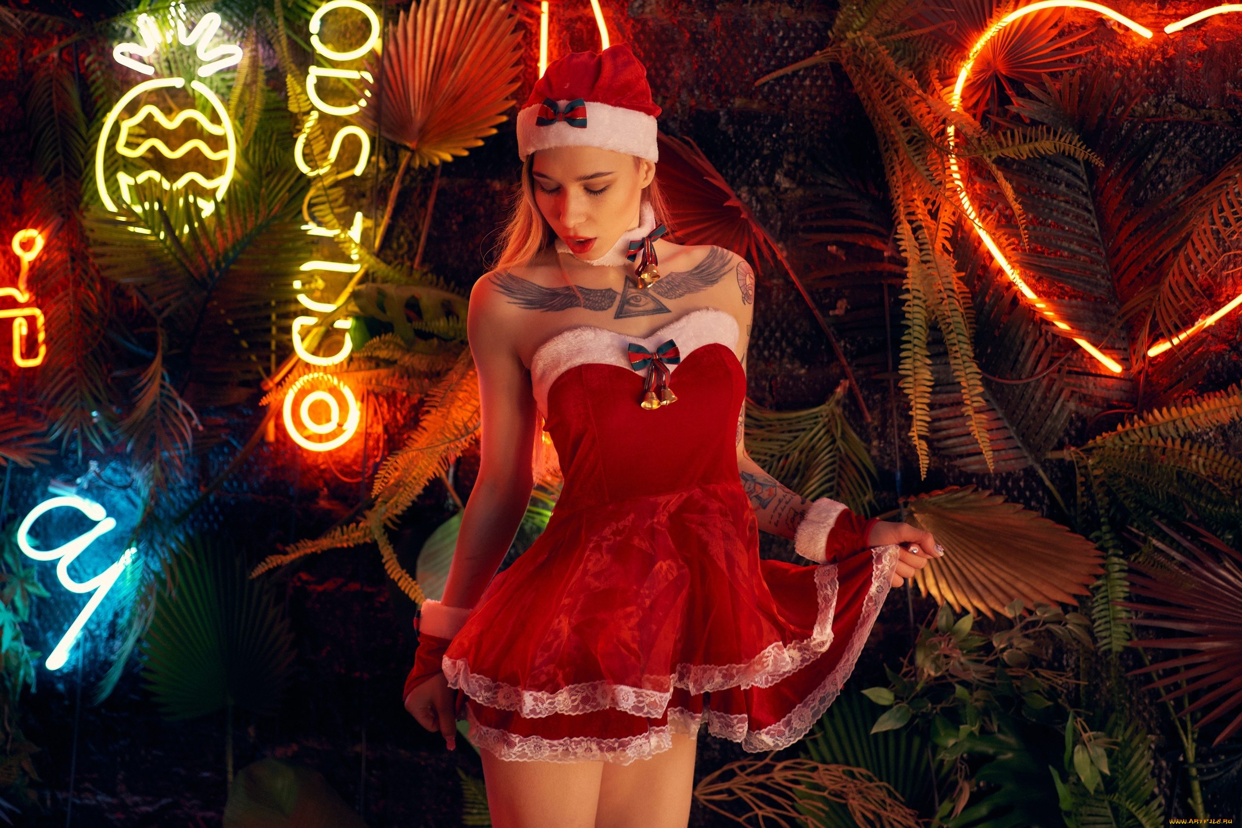 девушка, -, girl, девушки, -, блондинки, , светловолосые, девушка, женщина, блондинка, светловолосая, сексуальная, модель, звезда, позирует, разная, обувь, верхняя, стильная, одежда, нижнее, эротическое, бельё, трусы, лифчик, колготки, чулки, аксессуары, макияж, и, множество, элементов, на, фотографии