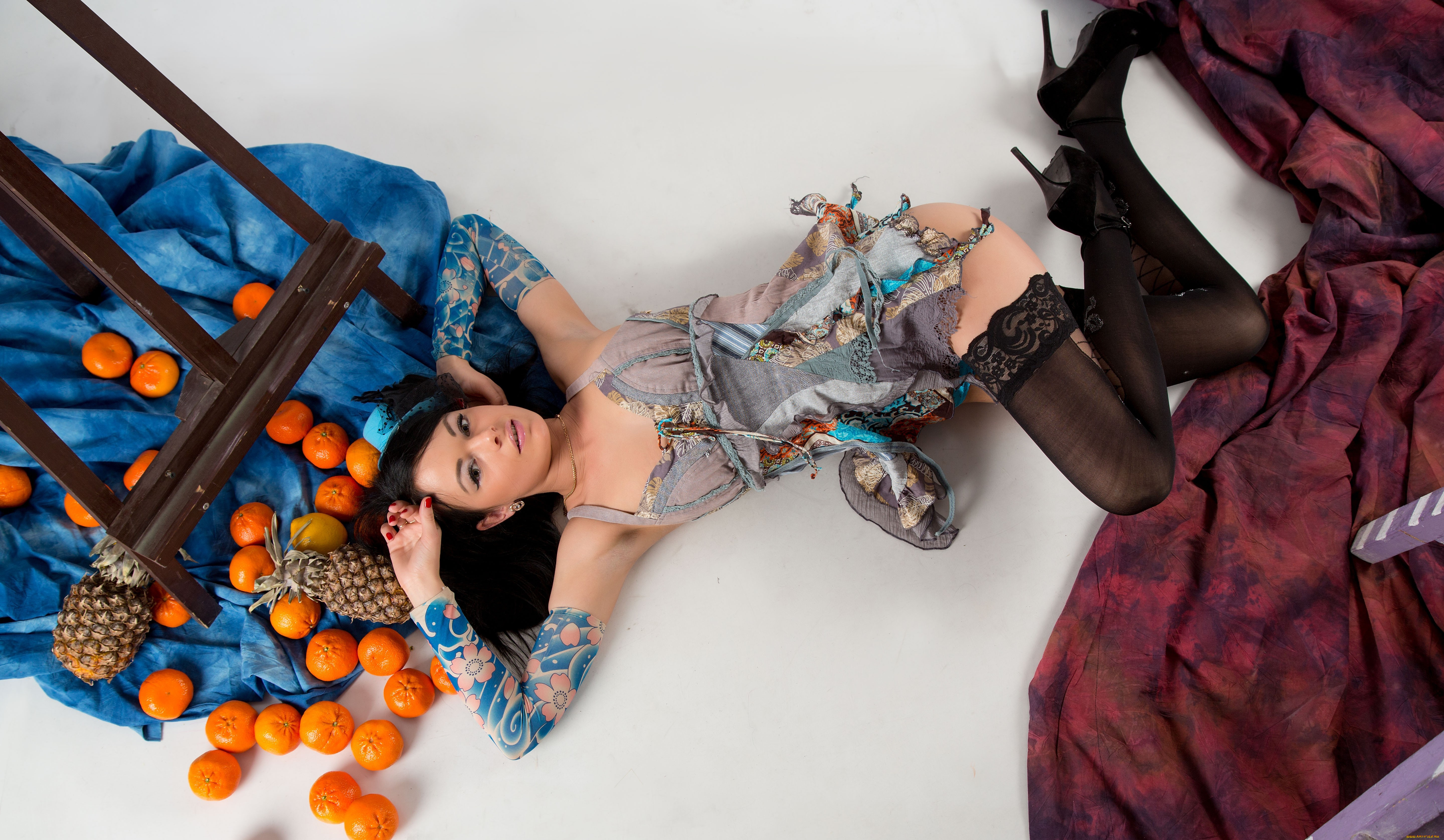 девушка, -, girl, девушки, -, брюнетки, , шатенки, девушка, женщина, брюнетка, темноволосая, сексуальная, модель, звезда, позирует, разная, обувь, верхняя, стильная, одежда, нижнее, эротическое, бельё, трусы, лифчик, колготки, чулки, аксессуары, макияж, и, множество, элементов, на, фотографии