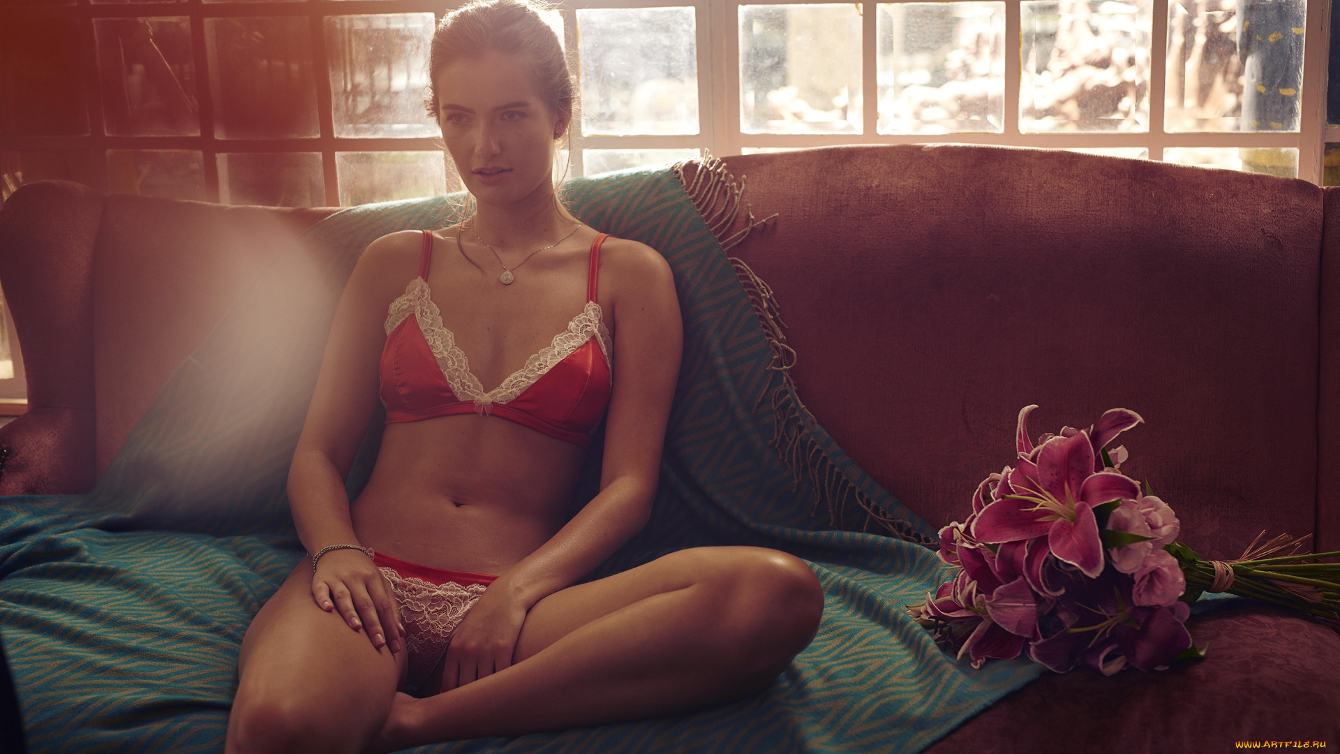 красивая, девушка, девушки, -, брюнетки, , шатенки, девушка, женщина, шатенка, темноволосая, сексуальная, модель, звезда, позирует, разная, обувь, верхняя, стильная, одежда, нижнее, эротическое, бельё, трусы, лифчик, колготки, чулки, аксессуары, макияж, и, множество, элементов, на, фотографии