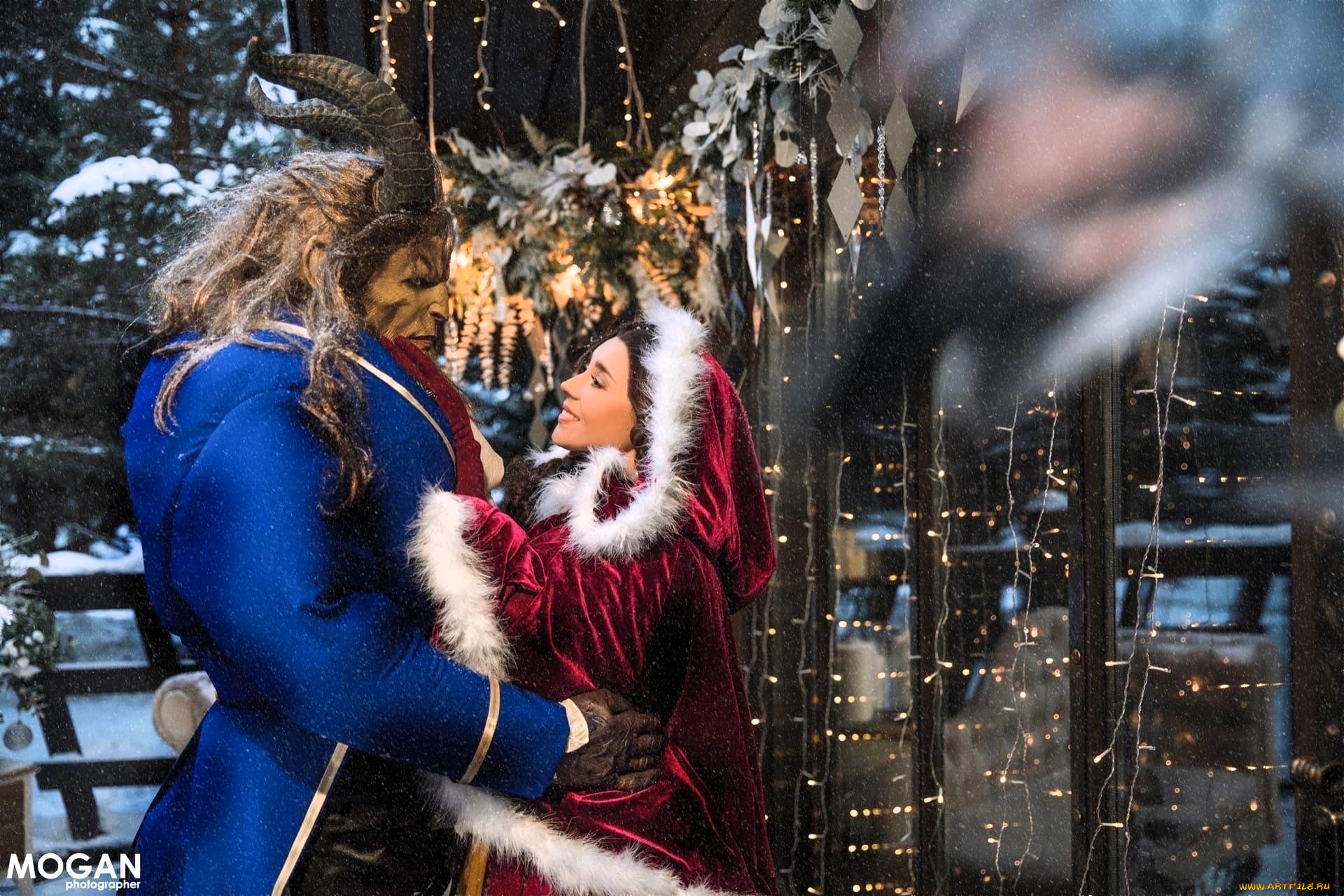 девушки, анна, шаховская, образы, косплей, наряды, костюмы, чудовище, красавица, снег, зима