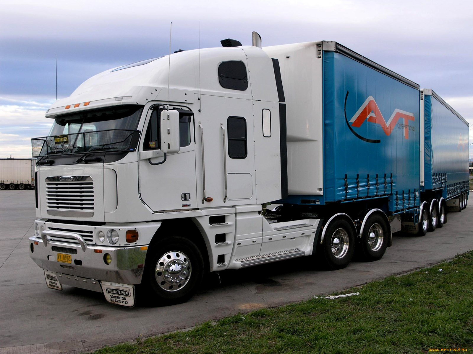 автомобили, freightliner