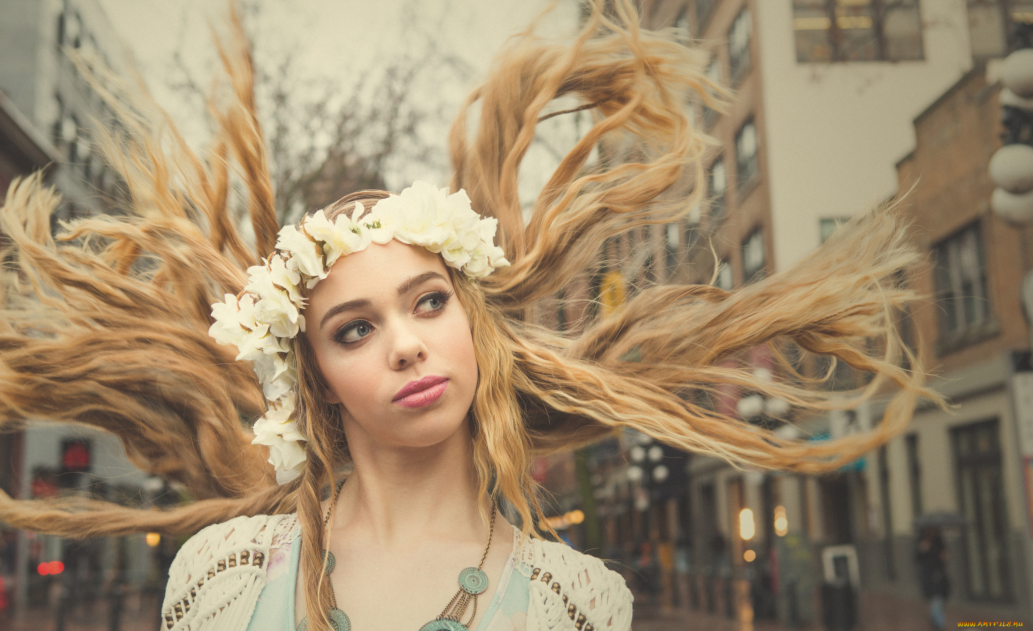 kristen, taylor, linkletter, девушки, венок, волосы, kristen, taylor, linkletter