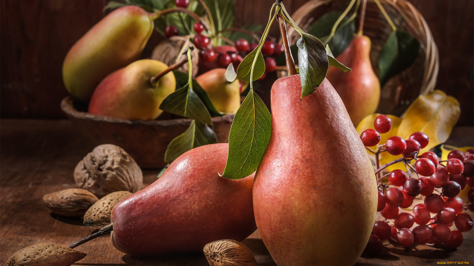 еда, груши, листья, макро, свет, стол, розовые, миска, фрукты, орехи