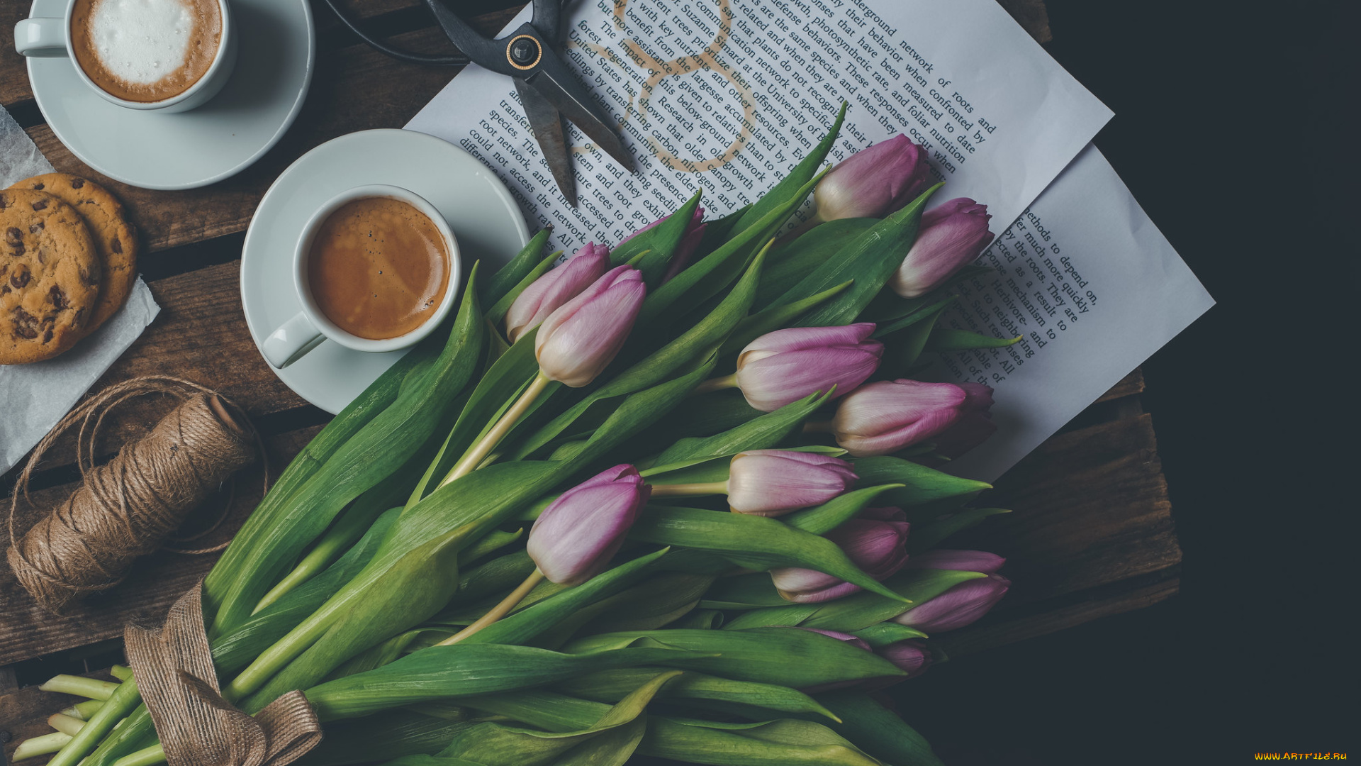 еда, кофе, , кофейные, зёрна, чашки, цветы, тюльпаны, букет