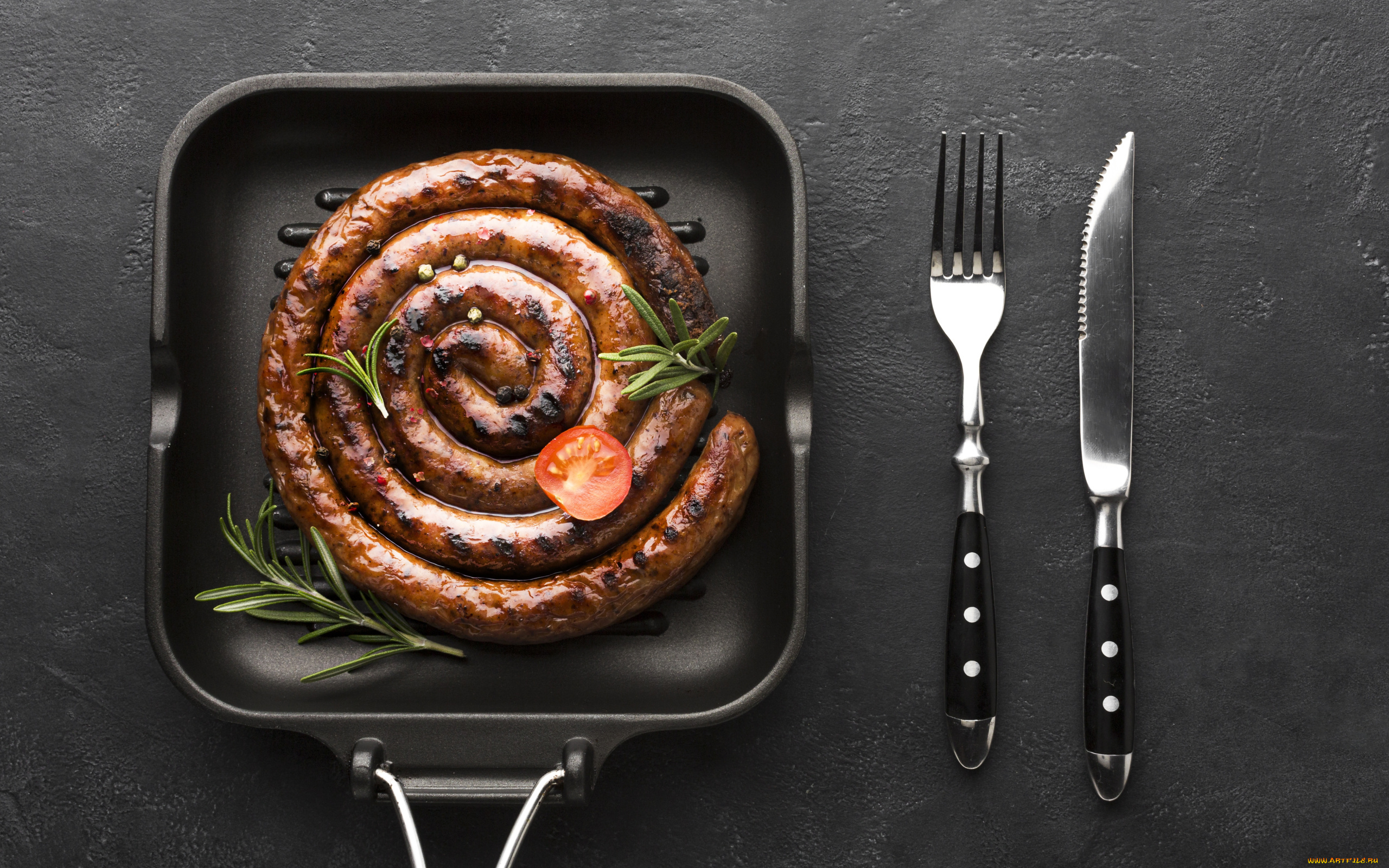 еда, колбасные, изделия, розмарин, колбаса, запеченная, помидор