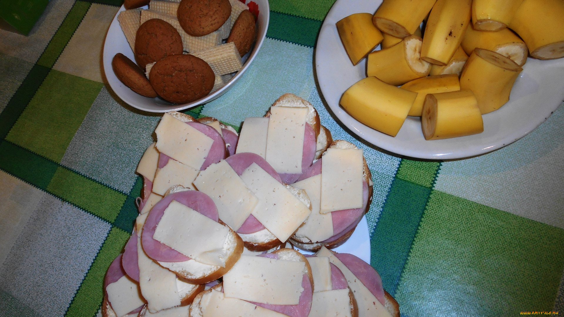 еда, бутерброды, , гамбургеры, , канапе, бананы, вафли, печенье, хлеб, колбаса, сыр