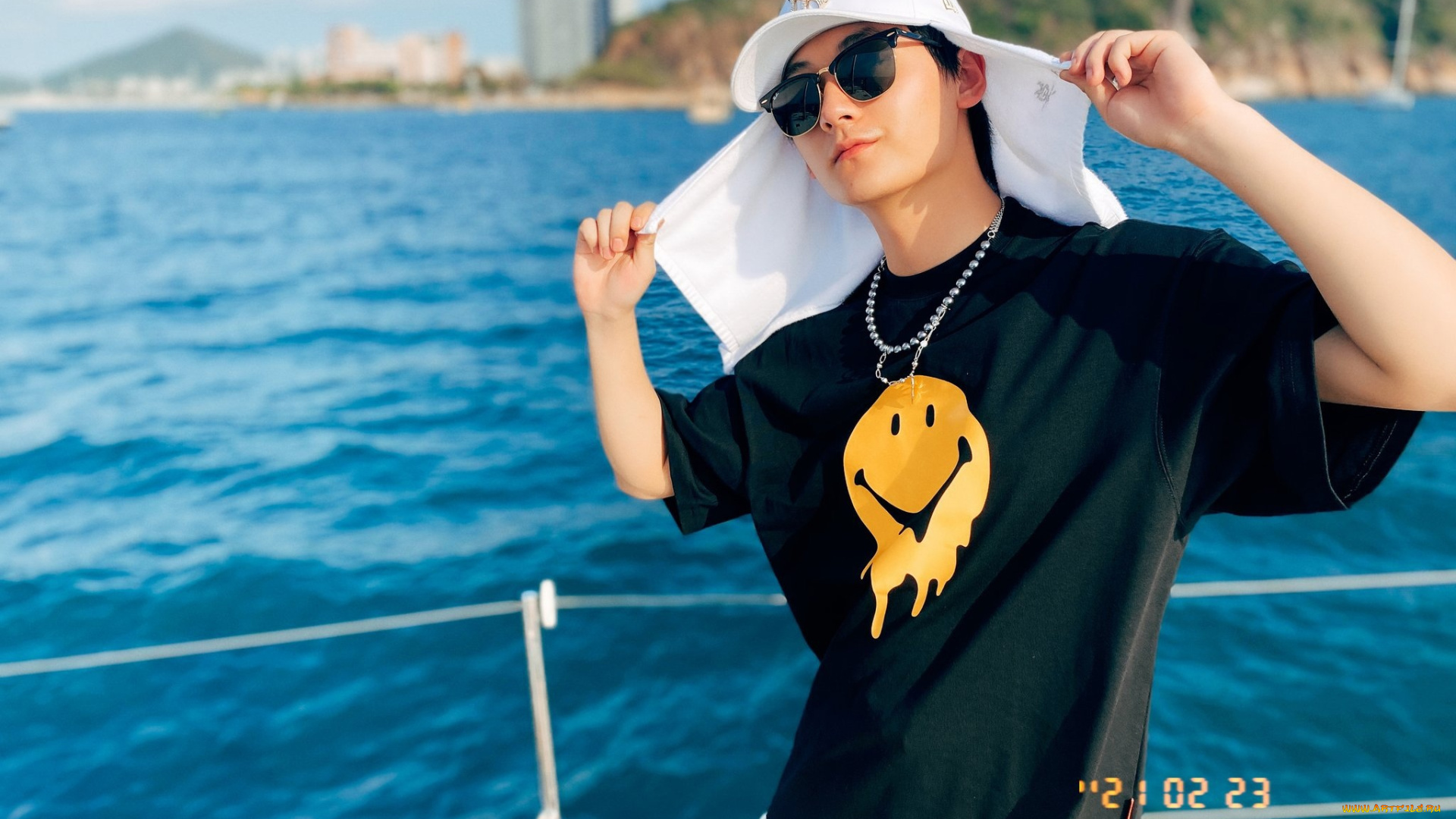 мужчины, ji, li, актер, кепка, очки, футболка, яхта, море