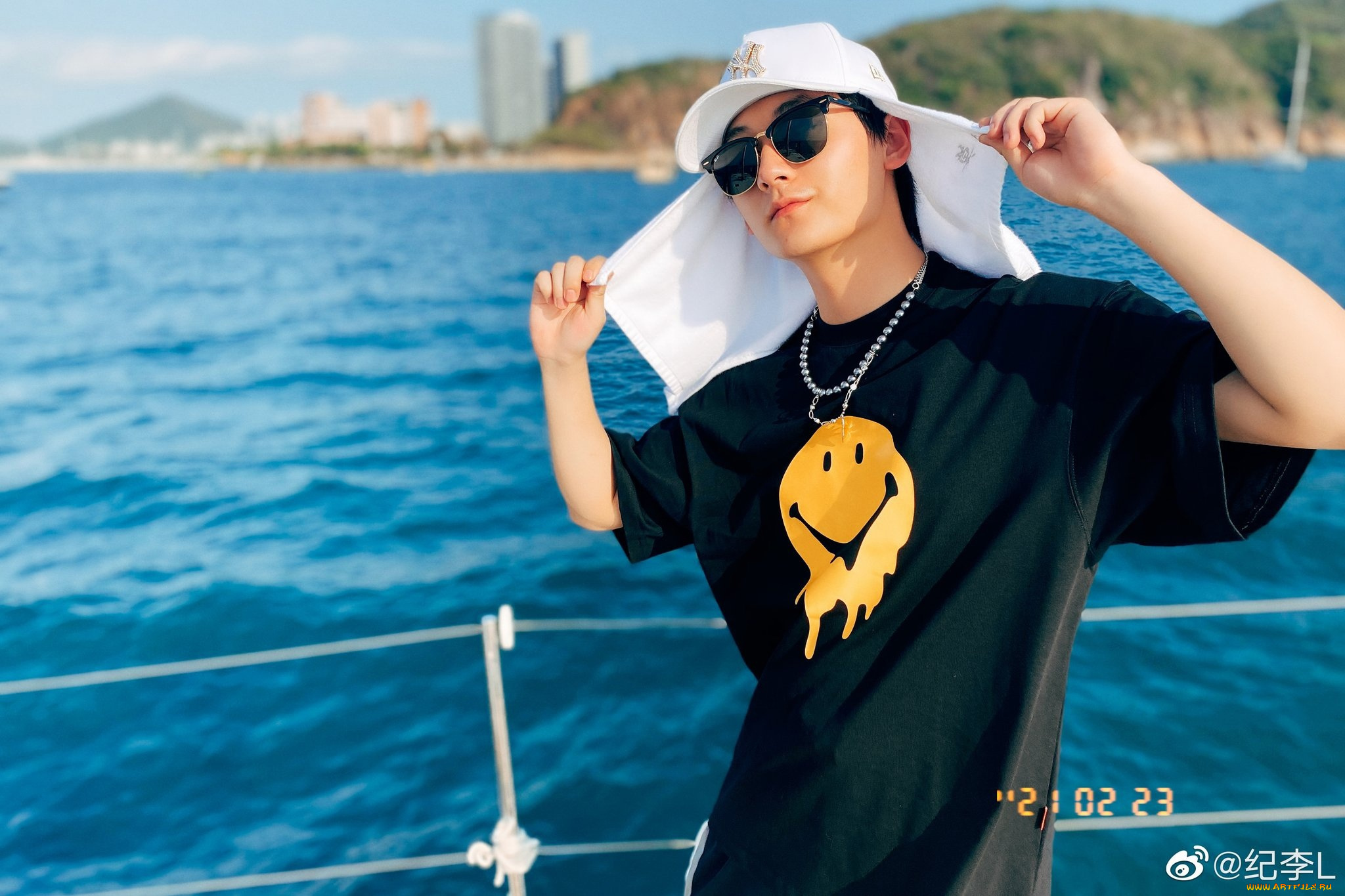 мужчины, ji, li, актер, кепка, очки, футболка, яхта, море