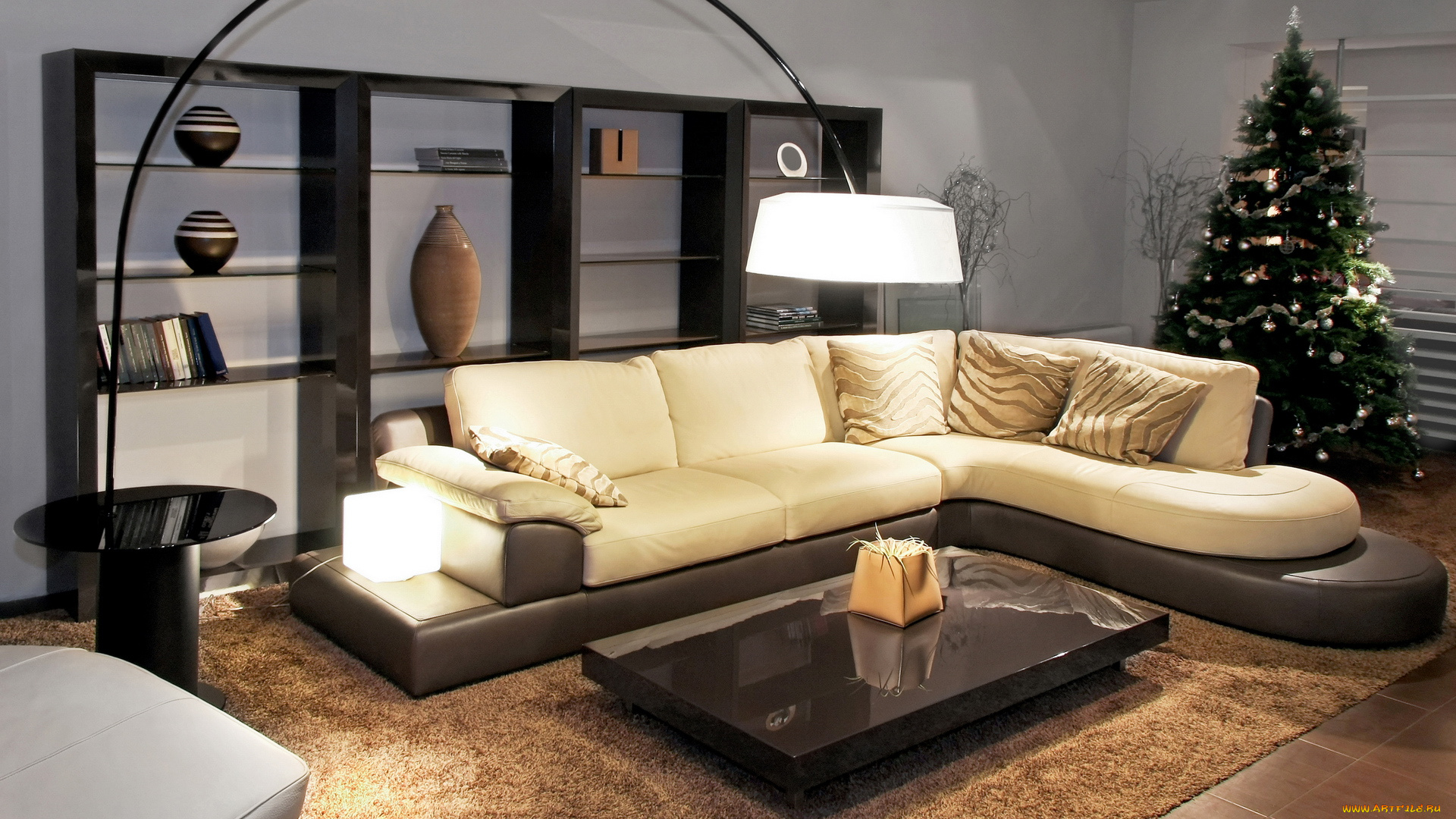 интерьер, гостиная, оригинальный, светильник, диван, подушки