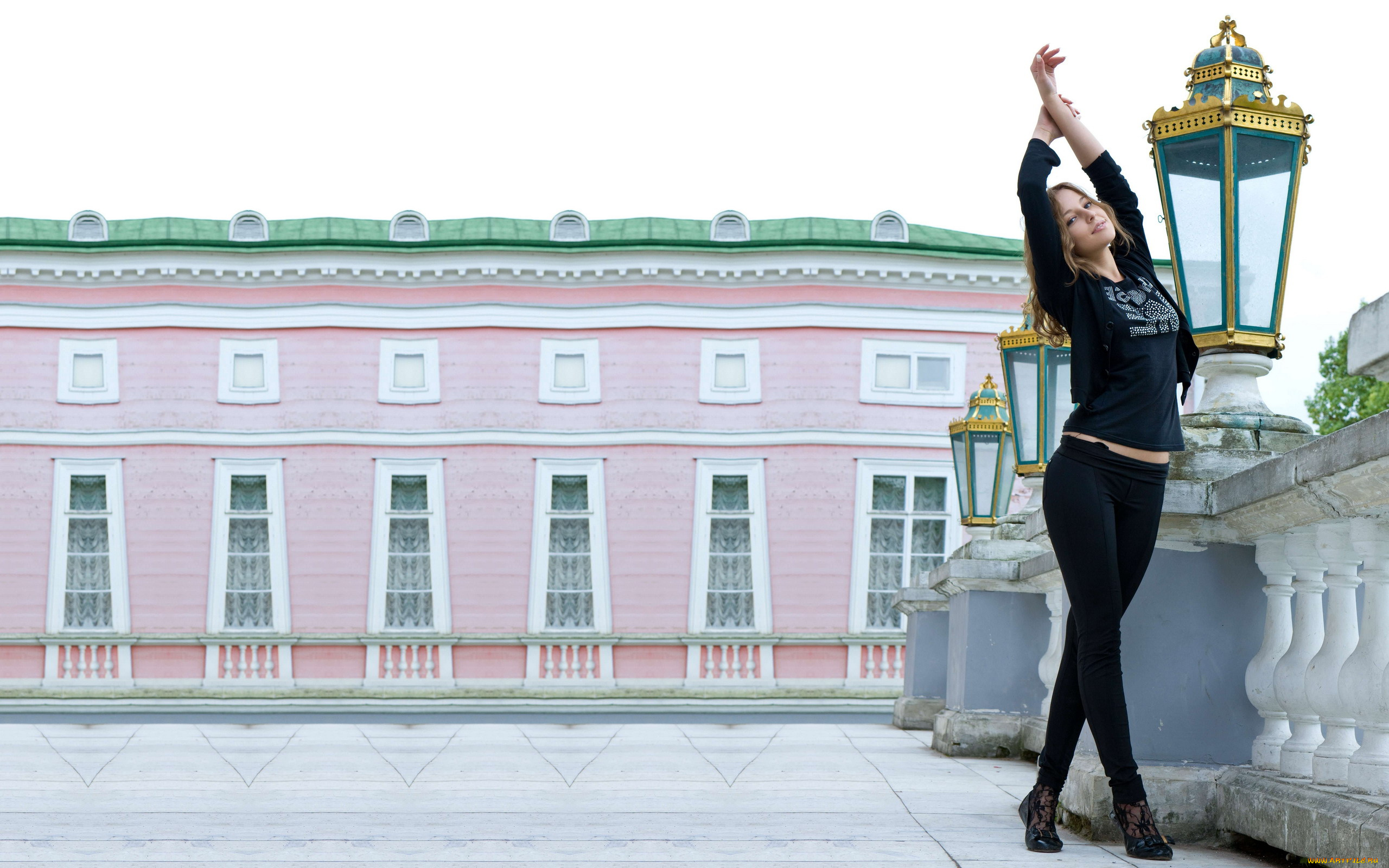 девушки, nikia, petite, , nikia, a, , ника, федорова, фонари, поза, улыбка