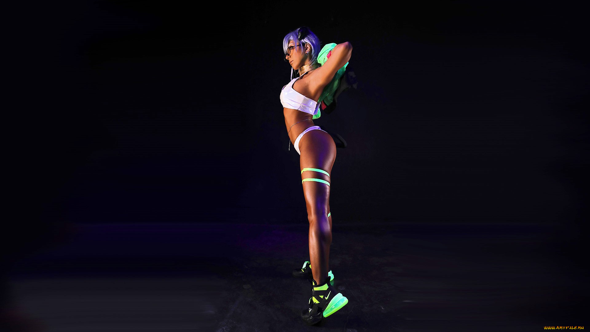 девушки, nonsummerjack, образ, белье, очки, куртка, кроссовки