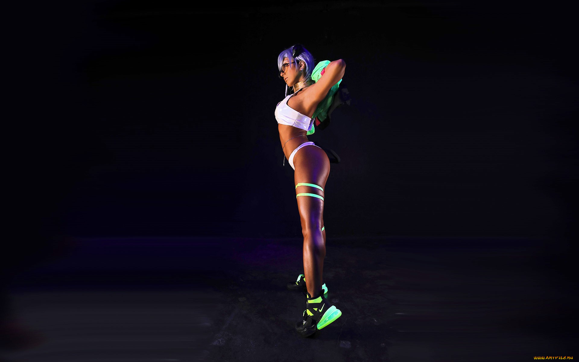 девушки, nonsummerjack, образ, белье, очки, куртка, кроссовки