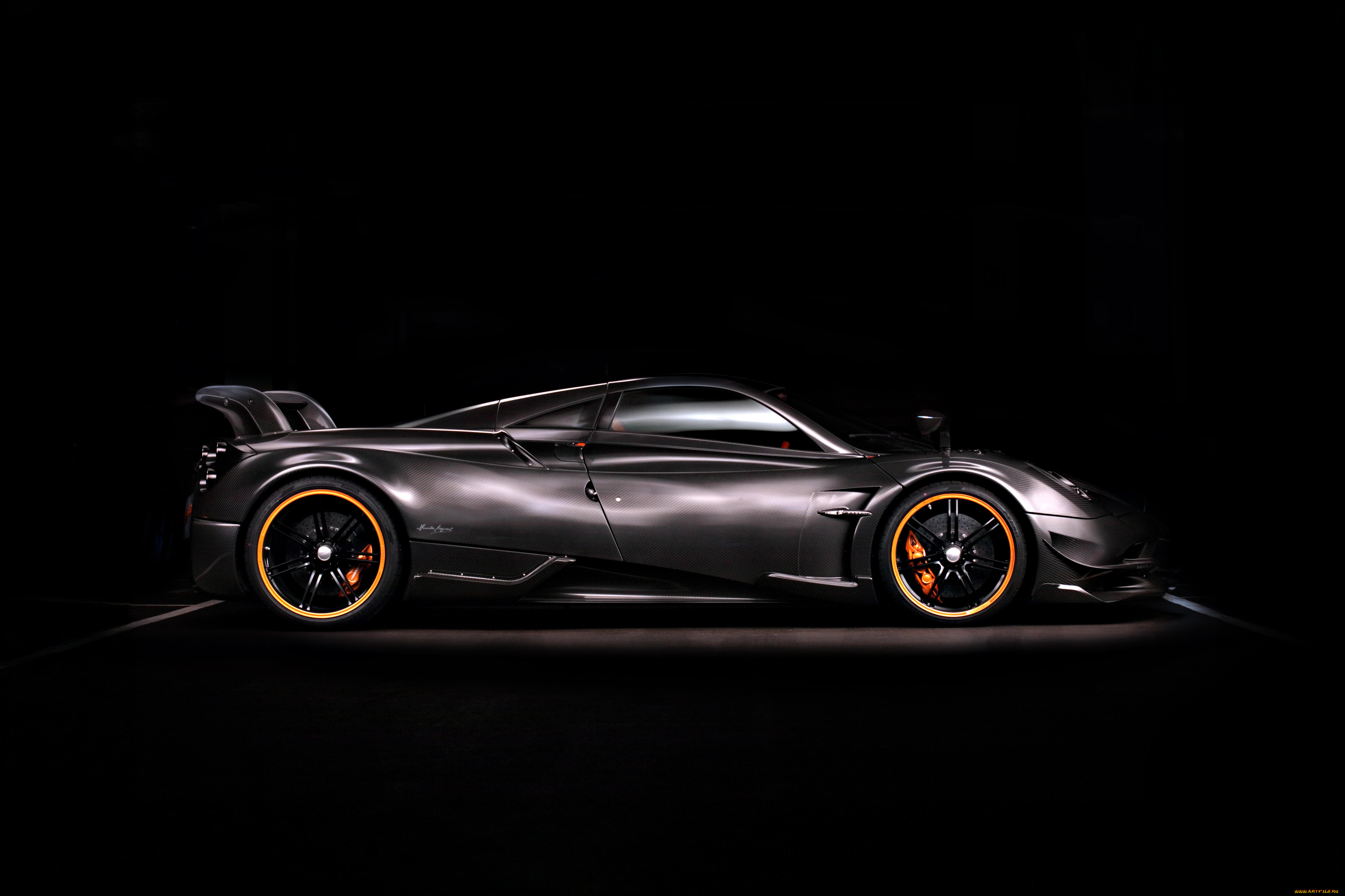 автомобили, pagani