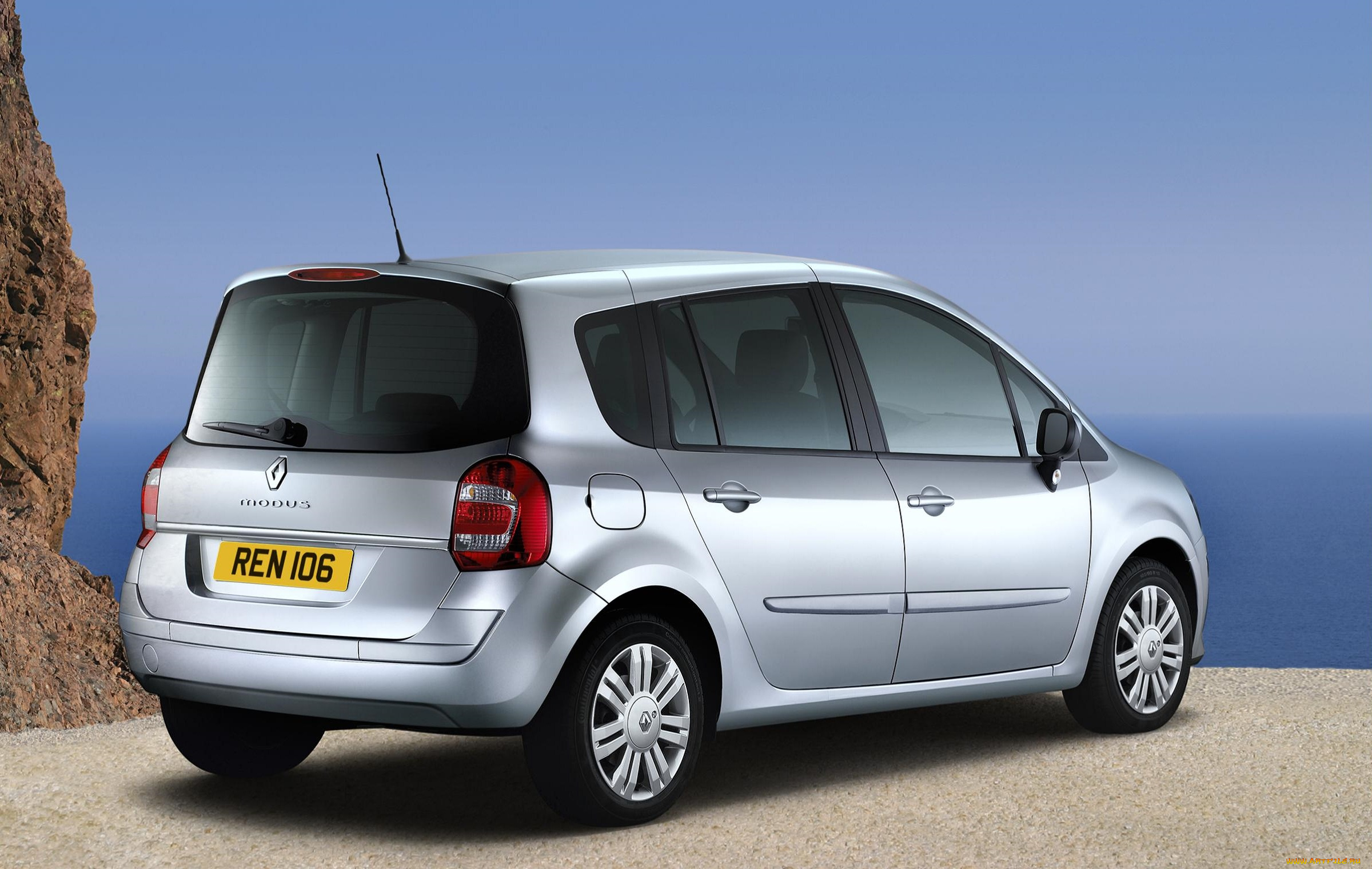 автомобили, renault