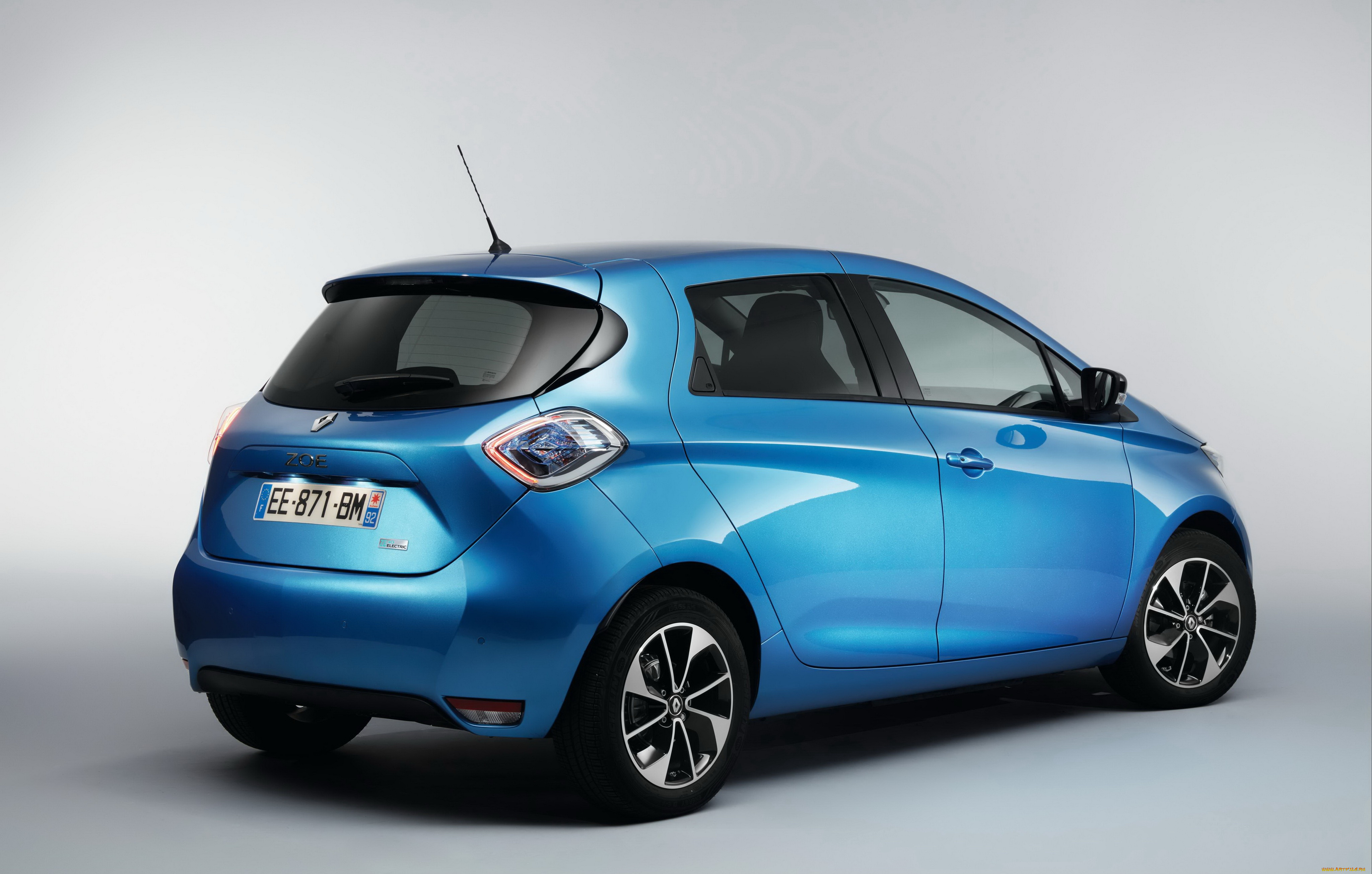 автомобили, renault