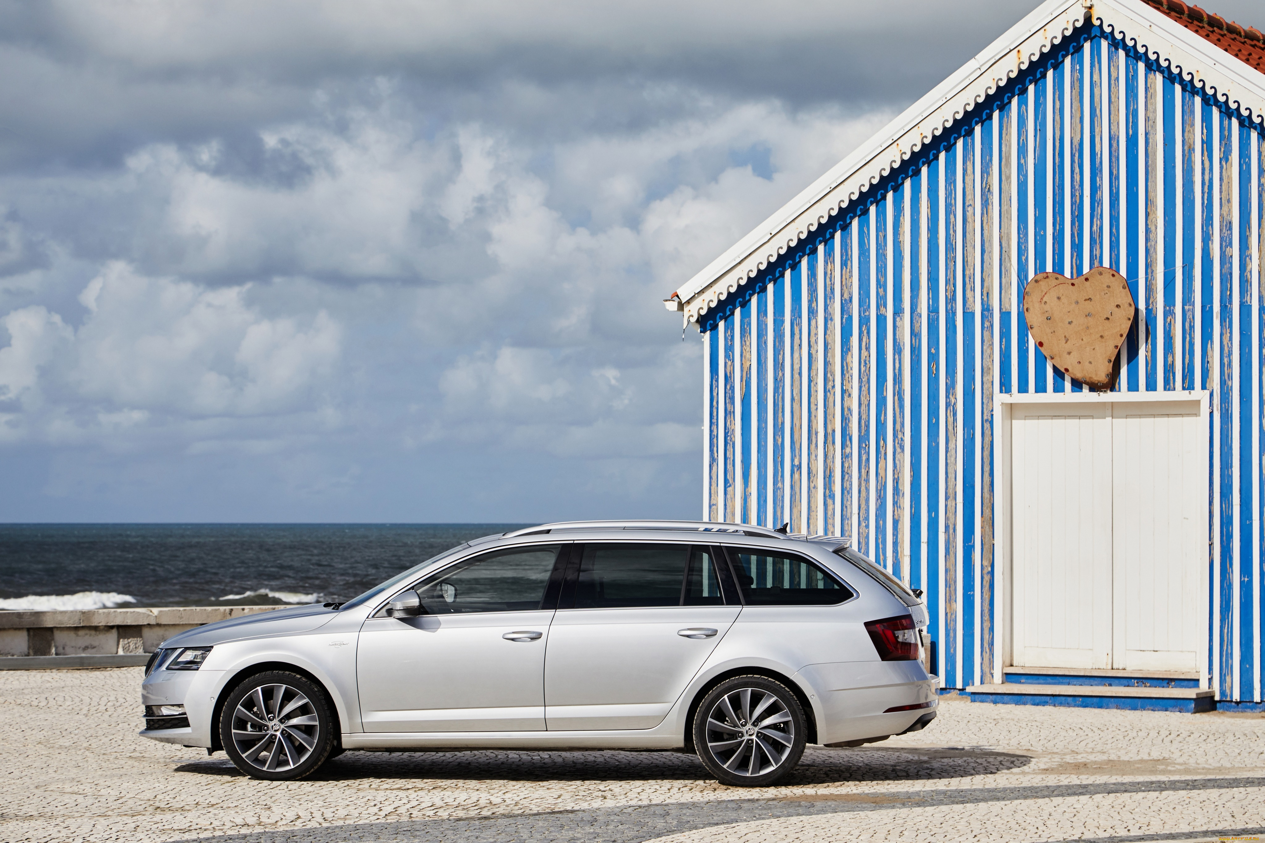 автомобили, skoda