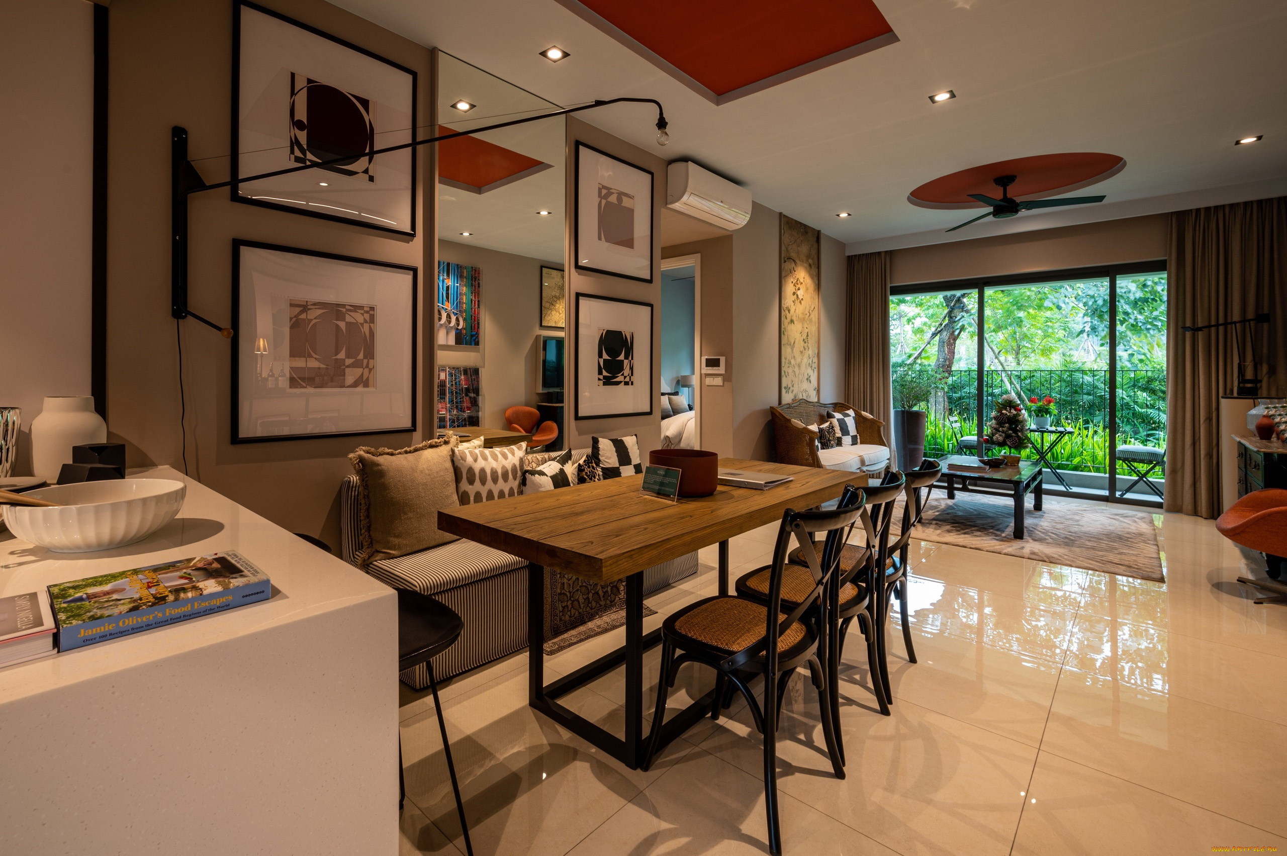 интерьер, столовая, стол, диван, стулья, картины