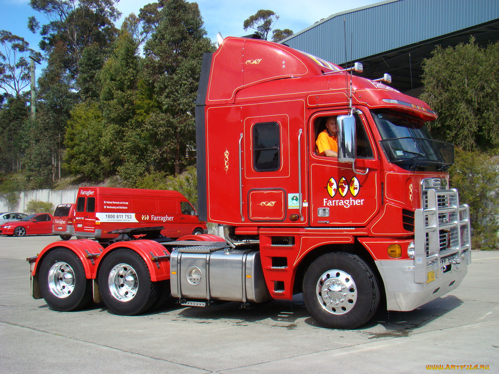 автомобили, freightliner