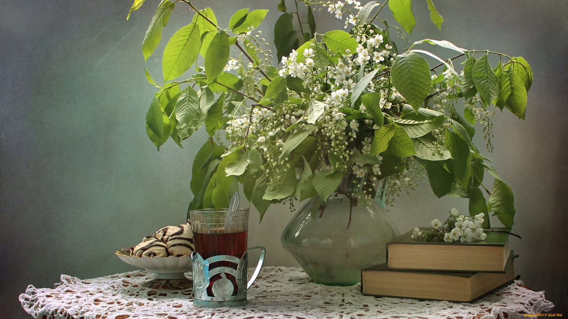 еда, натюрморт, черемуха, чай, печенье, книги