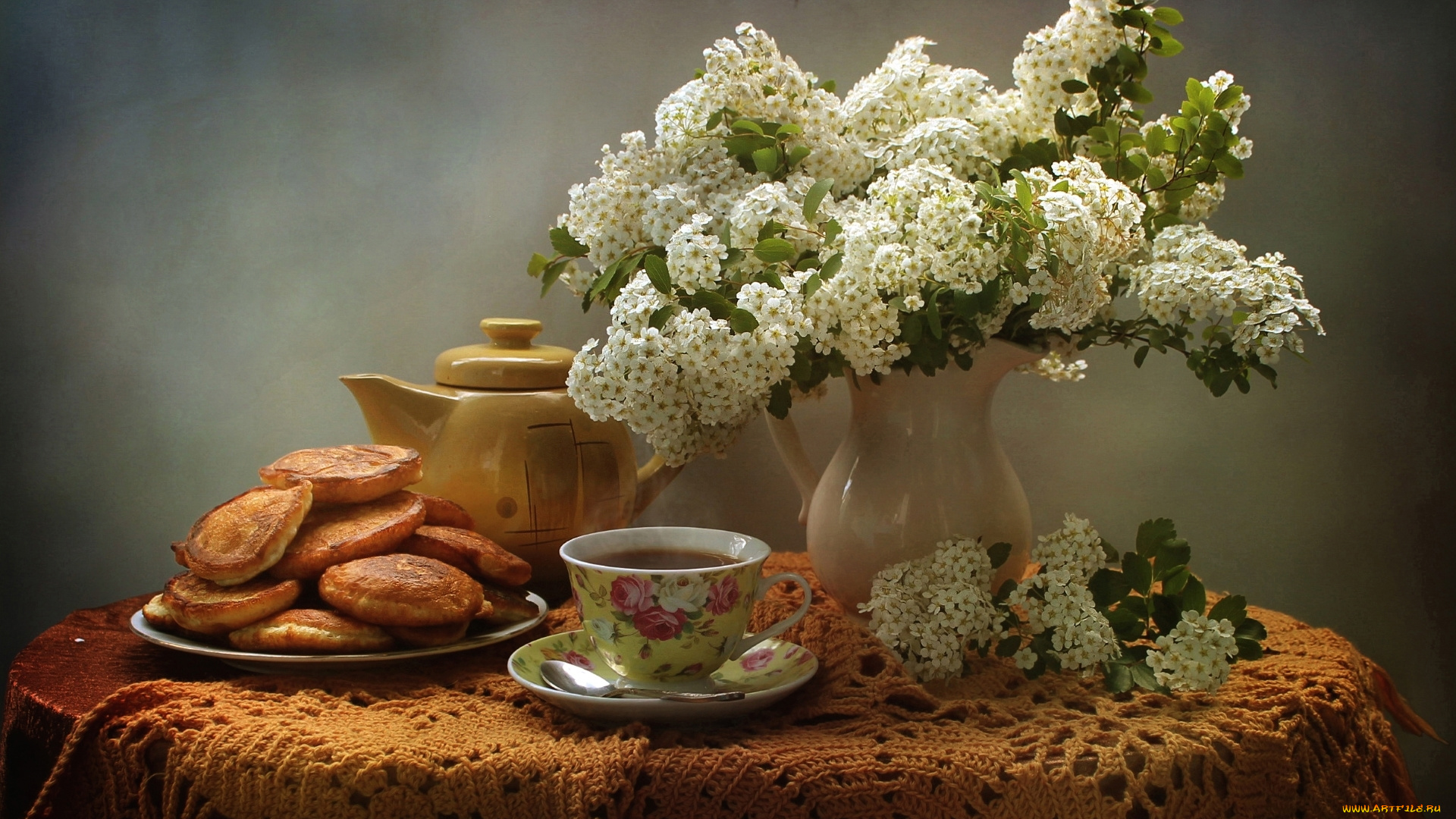 еда, натюрморт, цветы, спирея, оладьи, чай