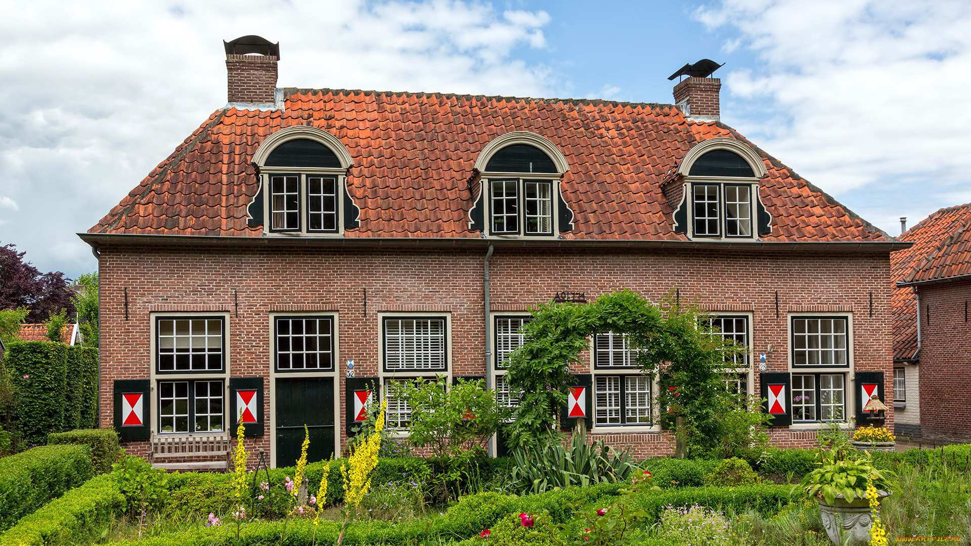 города, -, здания, , дома, дом, цветы, клумбы