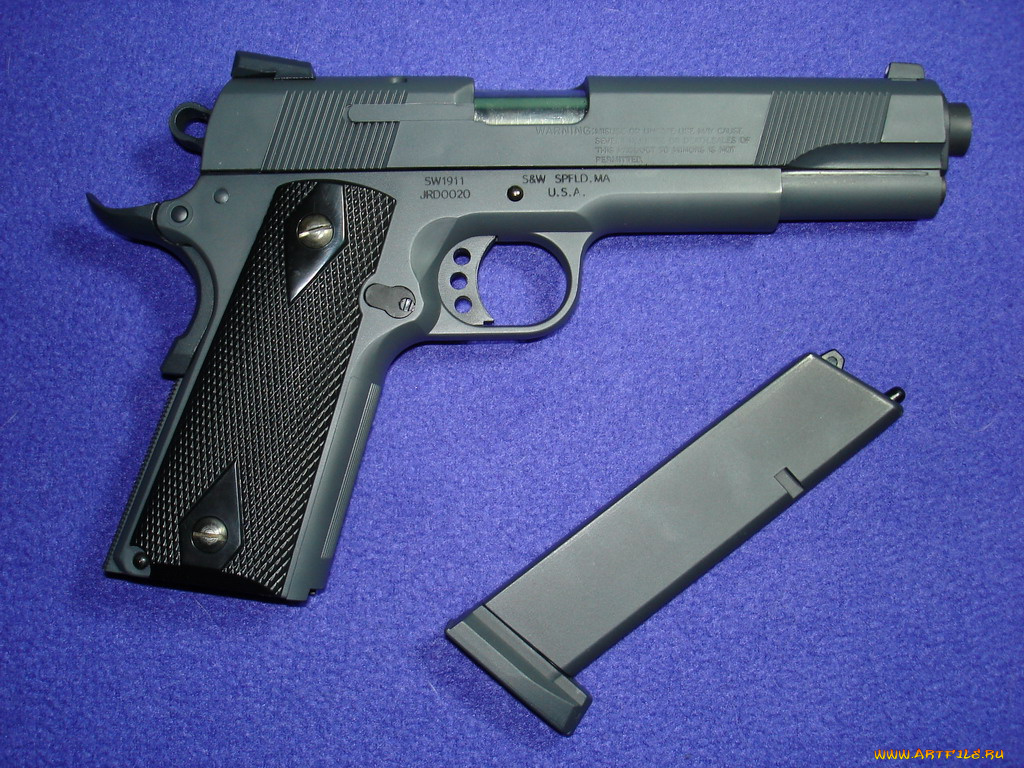 оружие, пистолеты