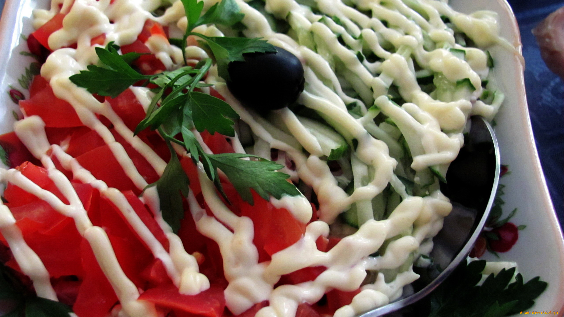 еда, салаты, , закуски, маслина, салат, петрушка, майонез