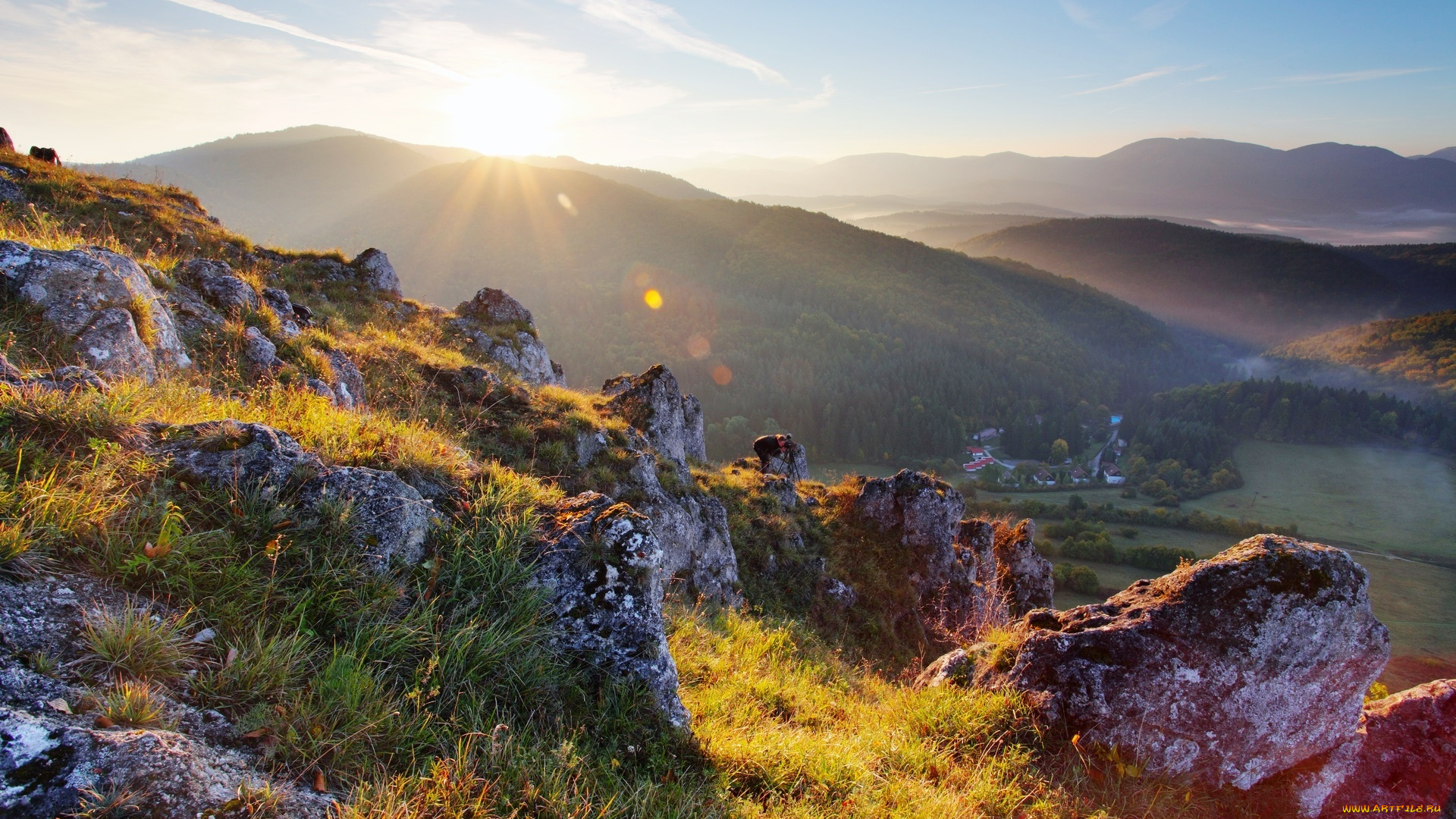 природа, горы, луга, лучи, камни, скалы, трава, небо
